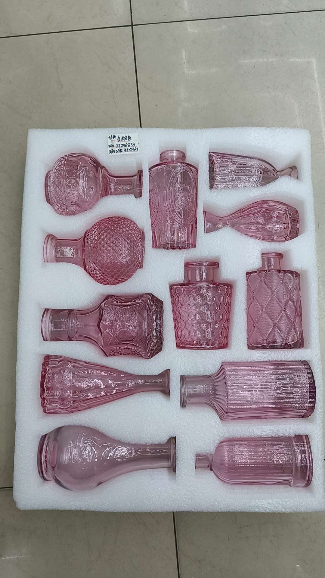 Glass bottles, vases, small bottles, daily necessities, glassware detail image 3