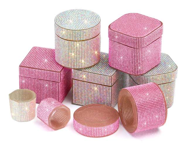 Diamond-encrusted nail art crystal cup, high-end pen cleaning cup, square transparent glass cleaning container full of diamonds details Picture