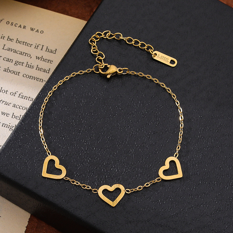 红绳铜微镶四叶草手链女款不规则百搭手饰详情图3