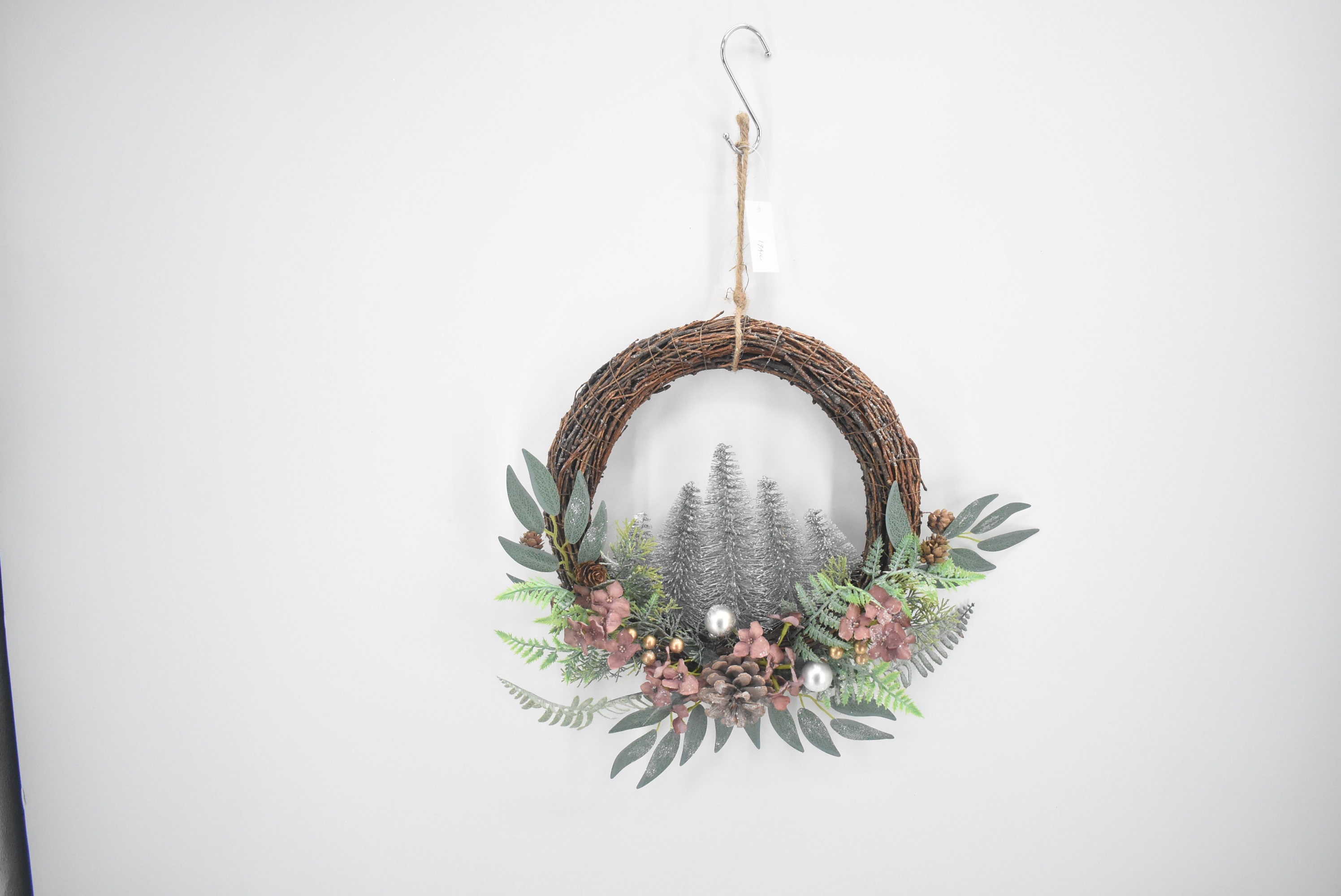 2026 Trendy new Christmas wreaths, Christmas supplies, electric Santa Claus, Christmas wreaths Specification image