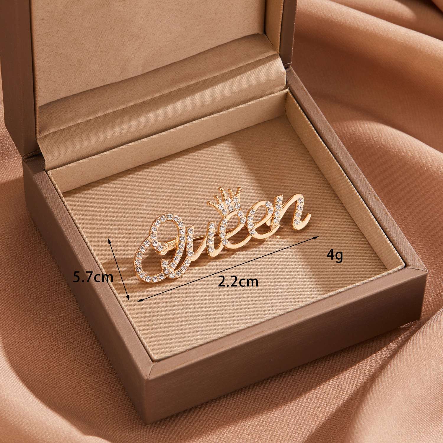 Cross-border best-selling brooches, high-end and light luxury design, niche pins, anti-glare and elegant corsages, clothing accessories detail image 7