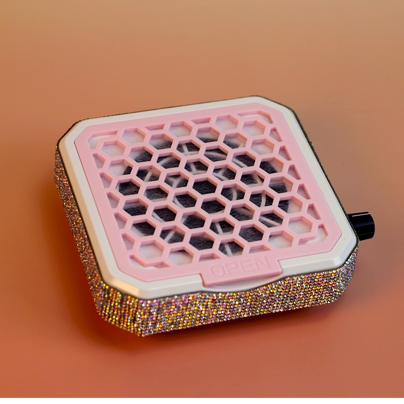 USB plug-in mini nail art vacuum cleaner, portable nail dust remover, low-noise nail removal vacuum cleaner details Picture