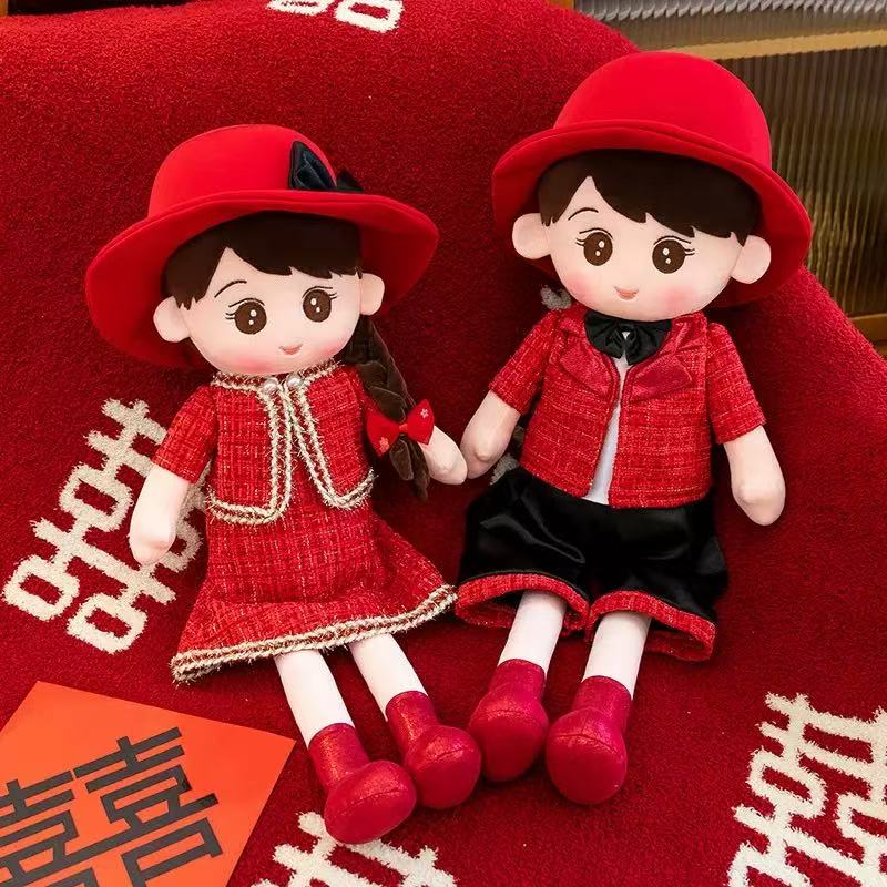 Wholesale wedding couple, male and female dolls, a pair of bed dolls, wedding dolls, plush toys, figurines, and throw pillows for the wedding Item Picture