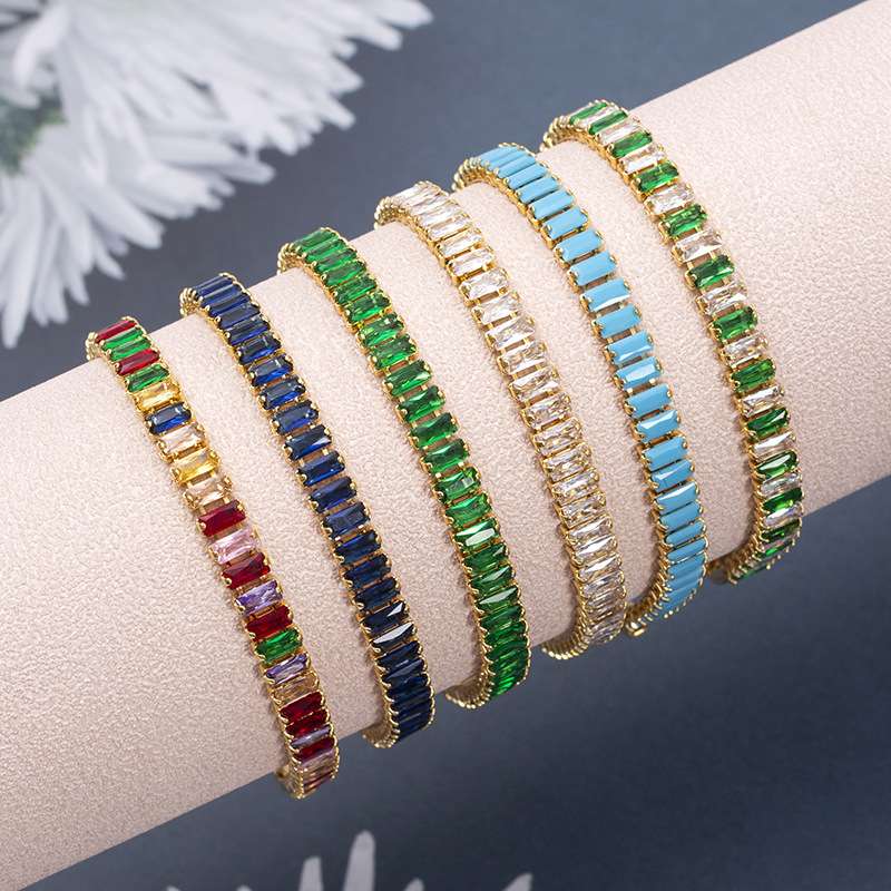 Copper micro-inlaid zircon bracelet for women, irregular and trendy, versatile jewelry bracelet, zircon electroplated gold bracelet