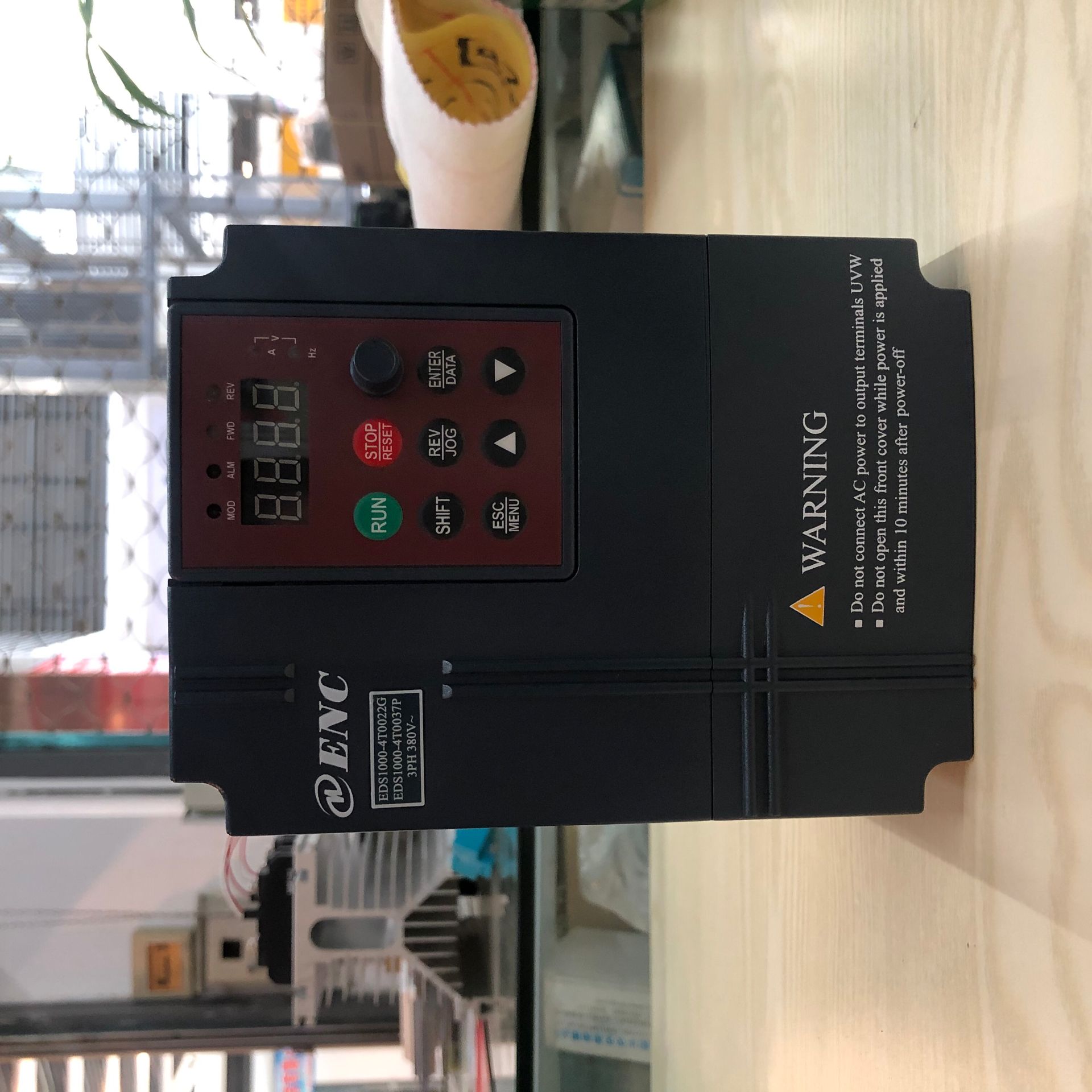Shenzhen Yineng EN1000 multi-functional sensorless vector control frequency converter 2026-2