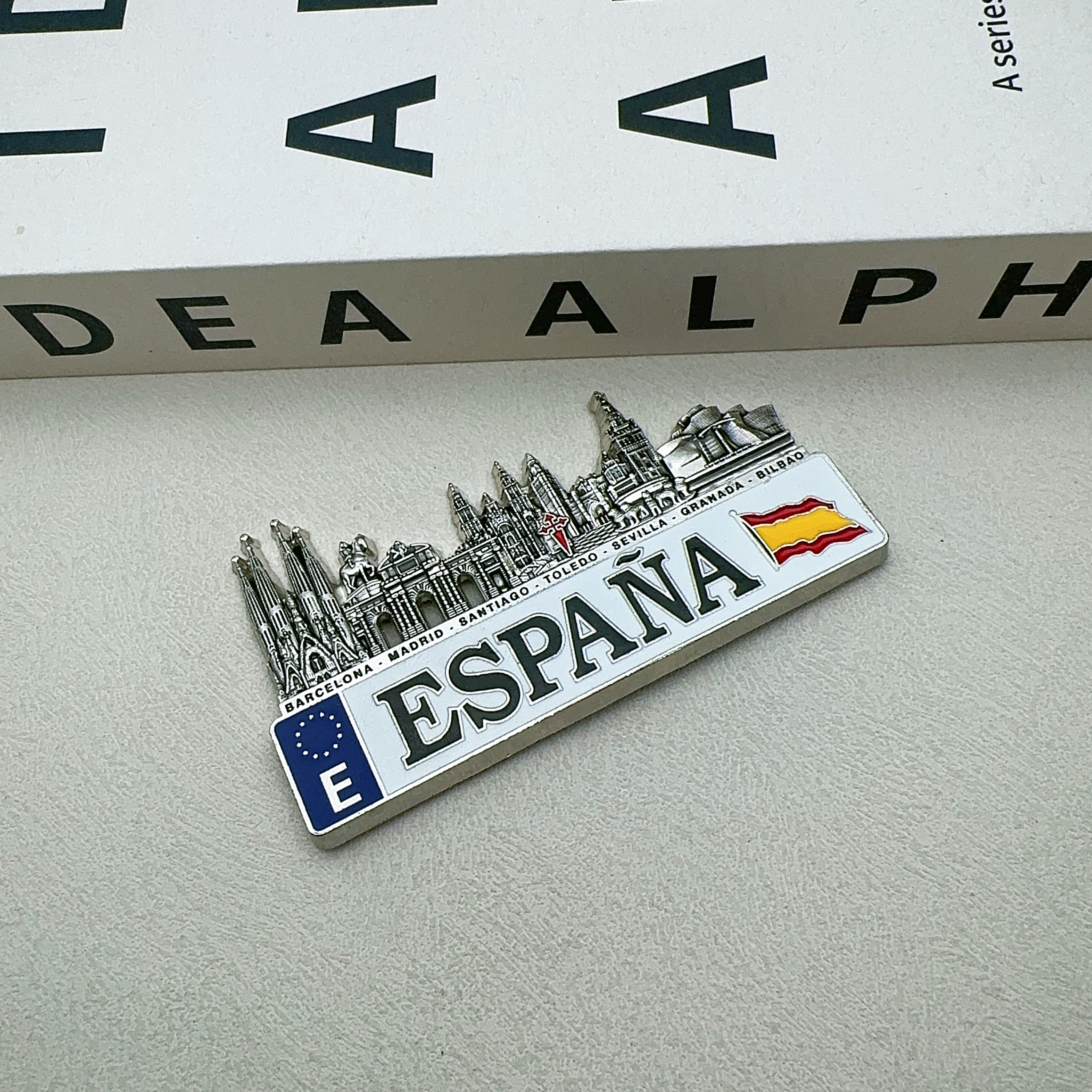 外国金属珐琅树脂冰箱贴创意装饰磁贴家用办公桌面收纳贴 厂家定制居家装饰品锌合金冰箱贴