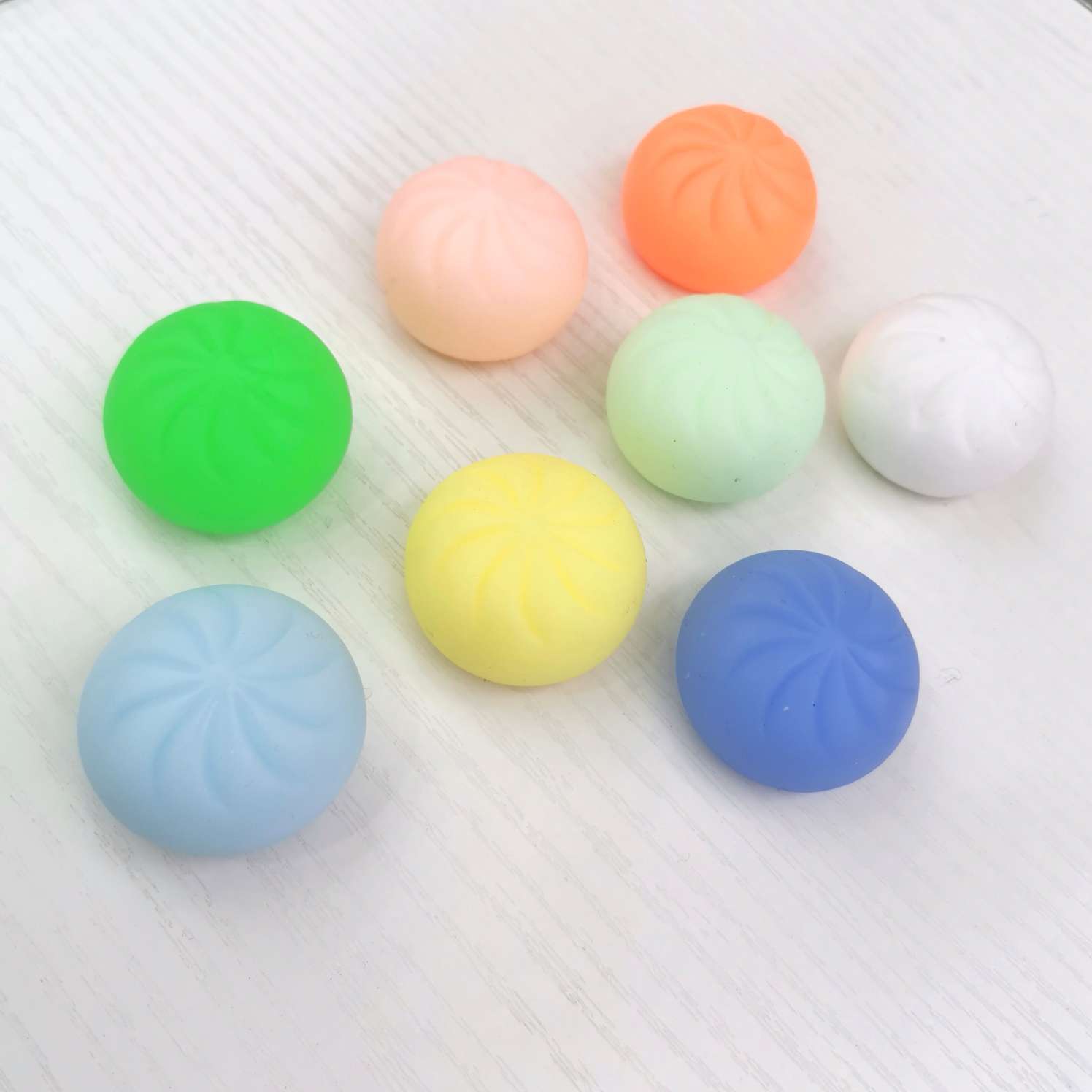 潮流玩具整人玩具仿真包子捏捏乐派对整蛊玩具新奇特玩具产品图