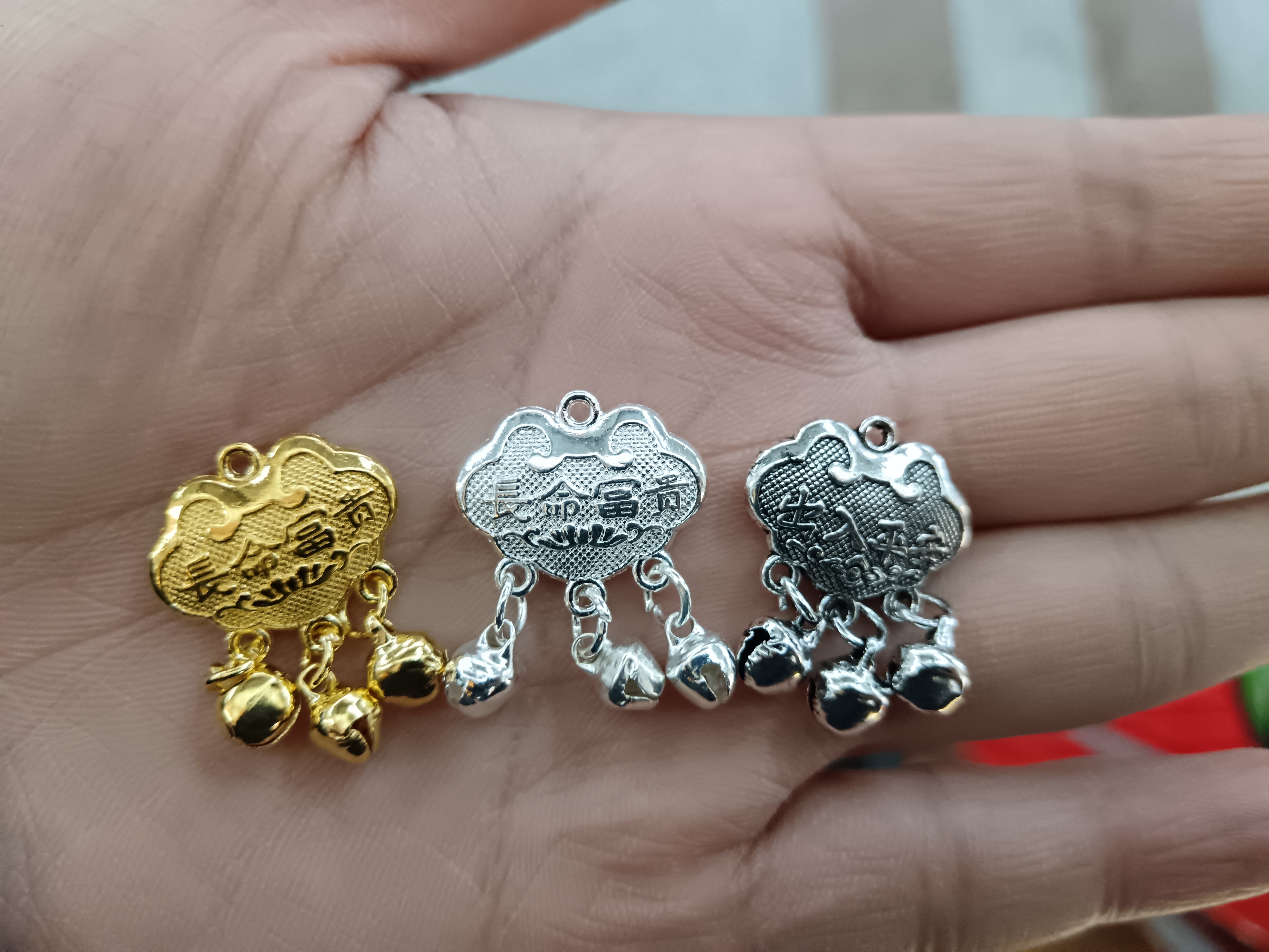 Color-preserving alloy longevity lock diy accessories, enamel ruyi gold lock, pendant, bracelet, necklace accessories, bell safety lock