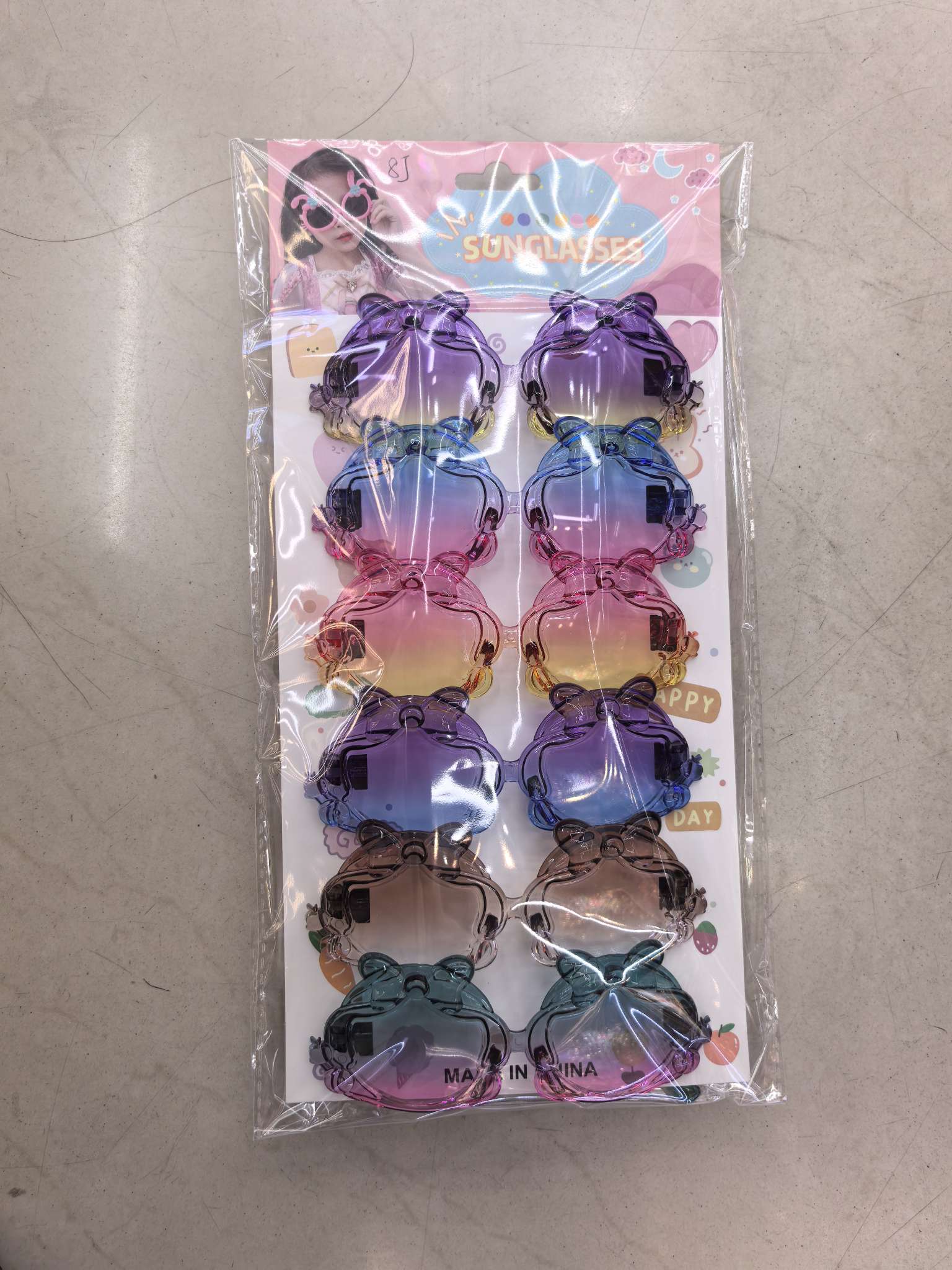亚克力儿童发夹一次性皮筋头饰发饰儿童发夹可爱造型亚克力儿童发夹一次性皮筋儿童发夹白底实物图