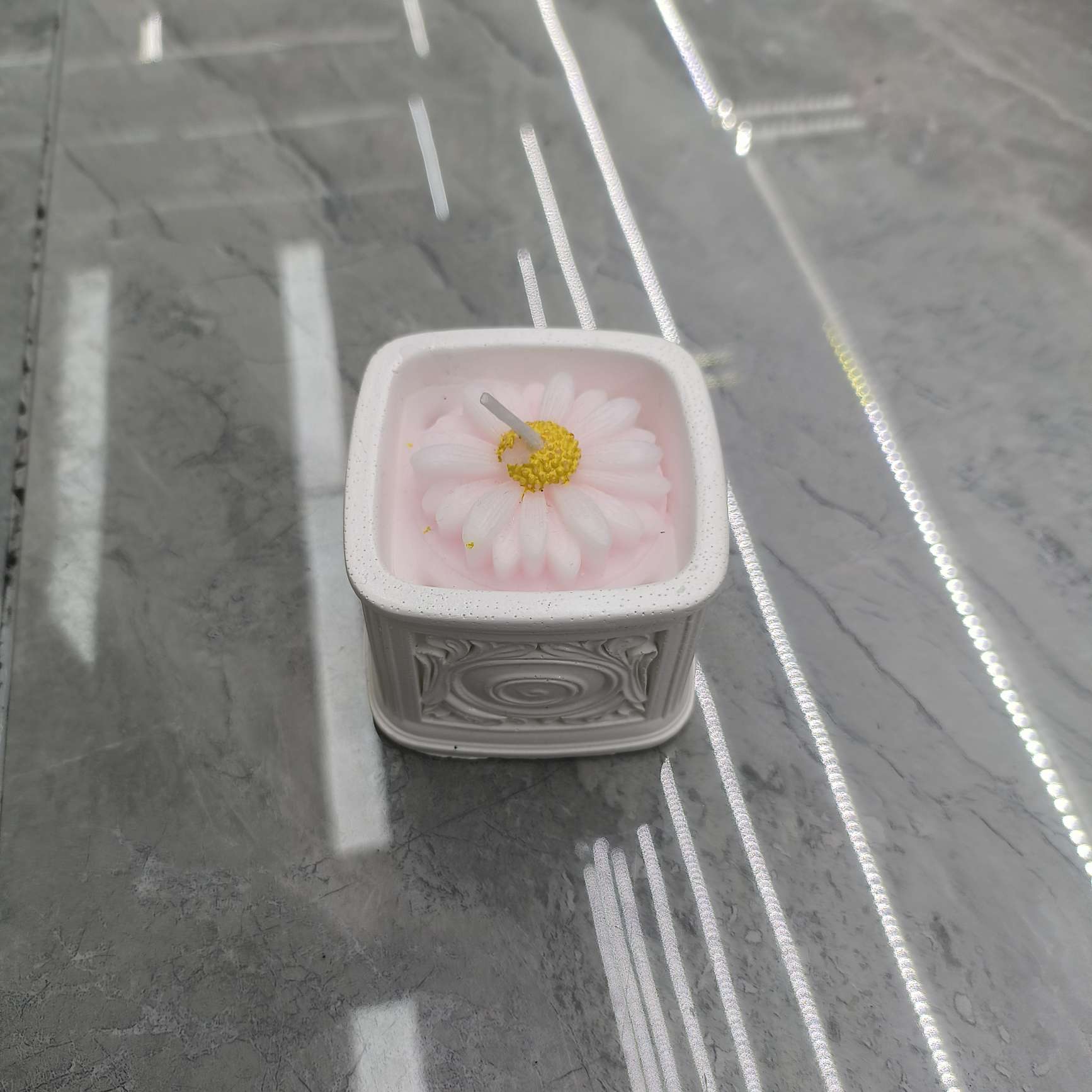 厂家直销石膏香薰蜡烛，香薰蜡烛工具，套装香薰片伴手礼，居家日用香氛用品香薰片香薰伴手礼香薰香氛香薰，氛围蜡烛，场景布置细节图