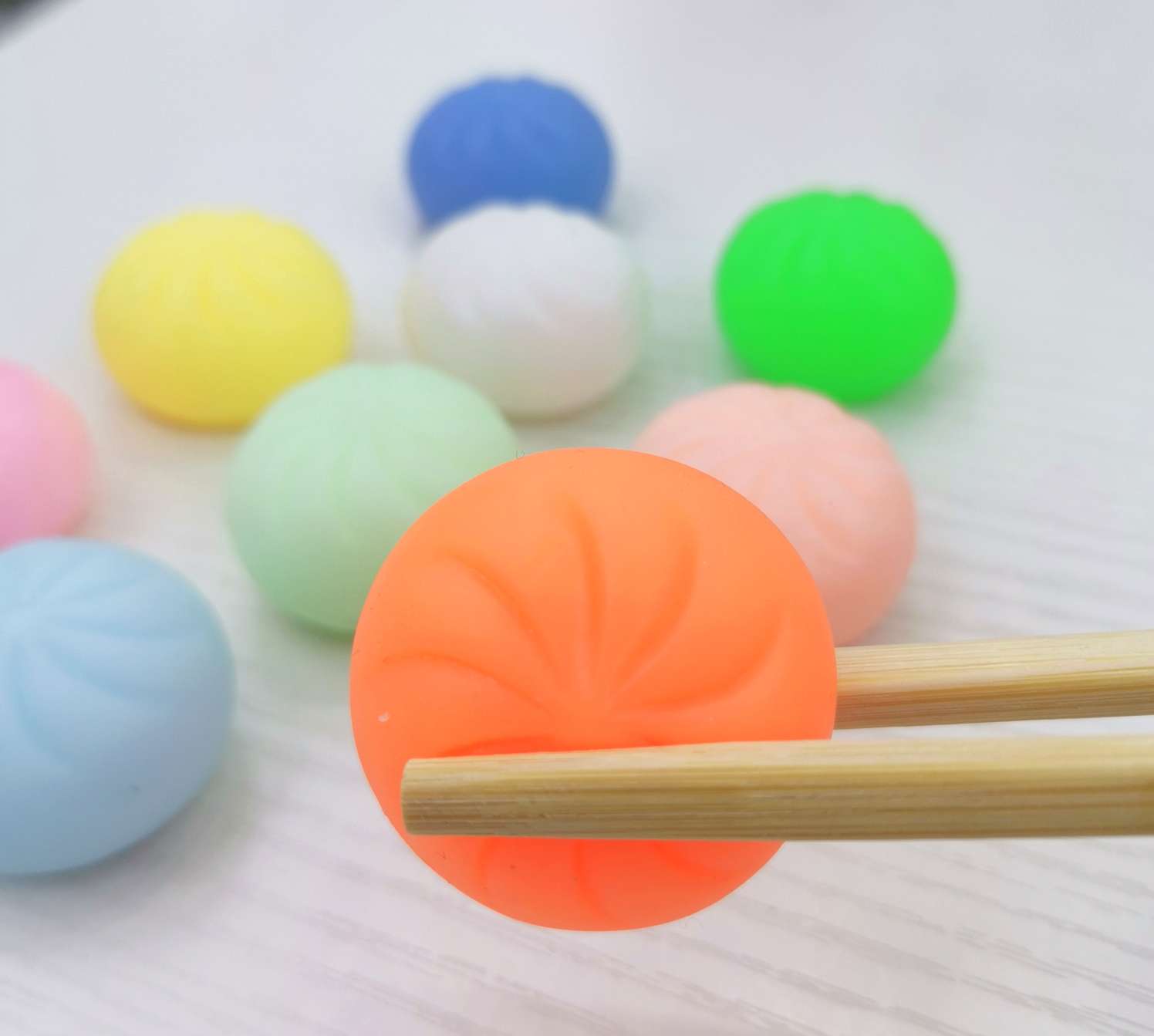 整人玩具实物图