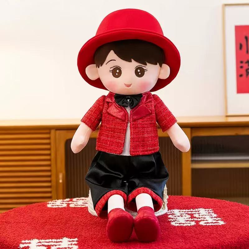 Wholesale wedding couple, male and female dolls, a pair of bed dolls, wedding dolls, plush toys, figurines, and throw pillows for the wedding details Picture