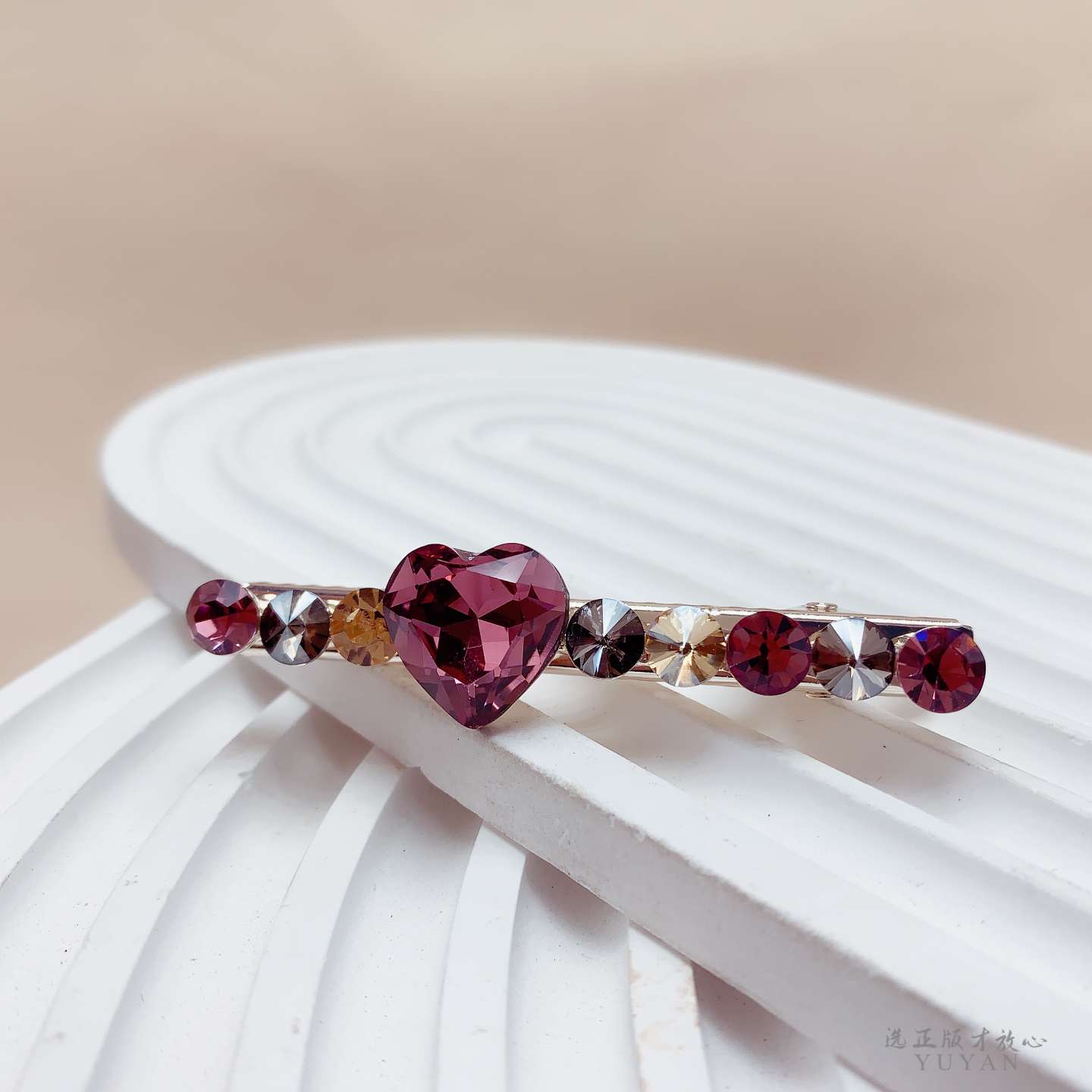 爱心发夹轻奢水晶头饰刘海碎发卡时尚百搭一字鸭夹