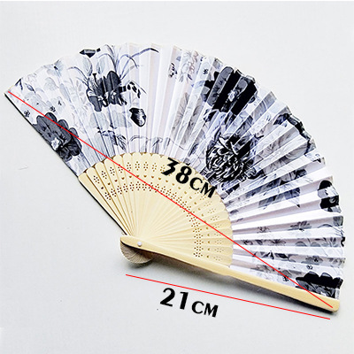 Customized cultural and creative folding fans, Chinese-style summer gifts, silk and cloth fans, children's fans detail image 2