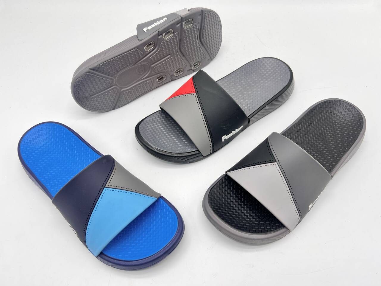 Men's sandals, summer casual flip-flops for men Application Scenario