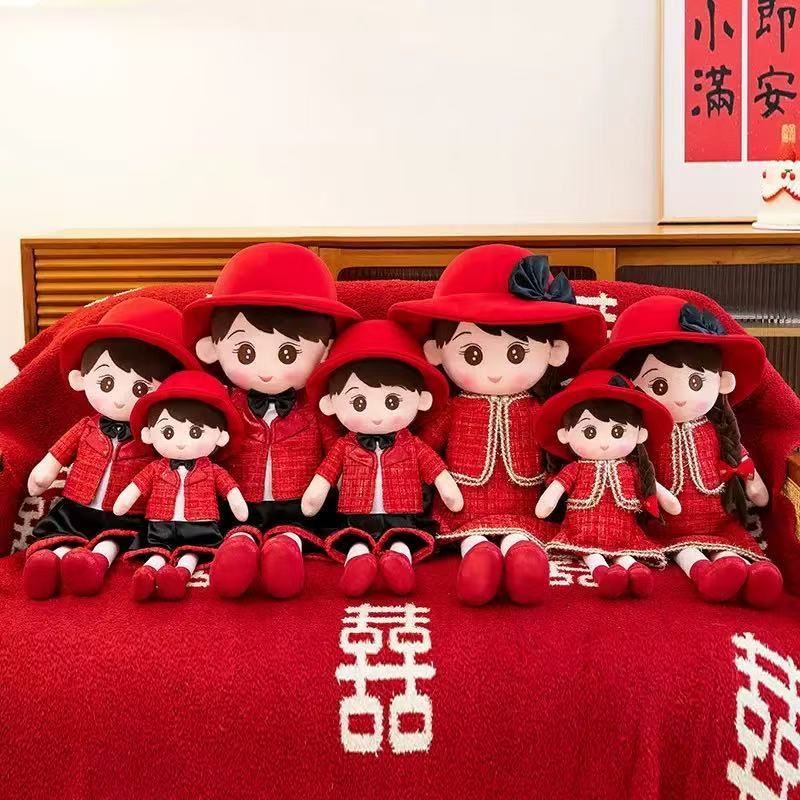 Wholesale wedding couple, male and female dolls, a pair of bed dolls, wedding dolls, plush toys, figurines, and throw pillows for the wedding Application Scenario