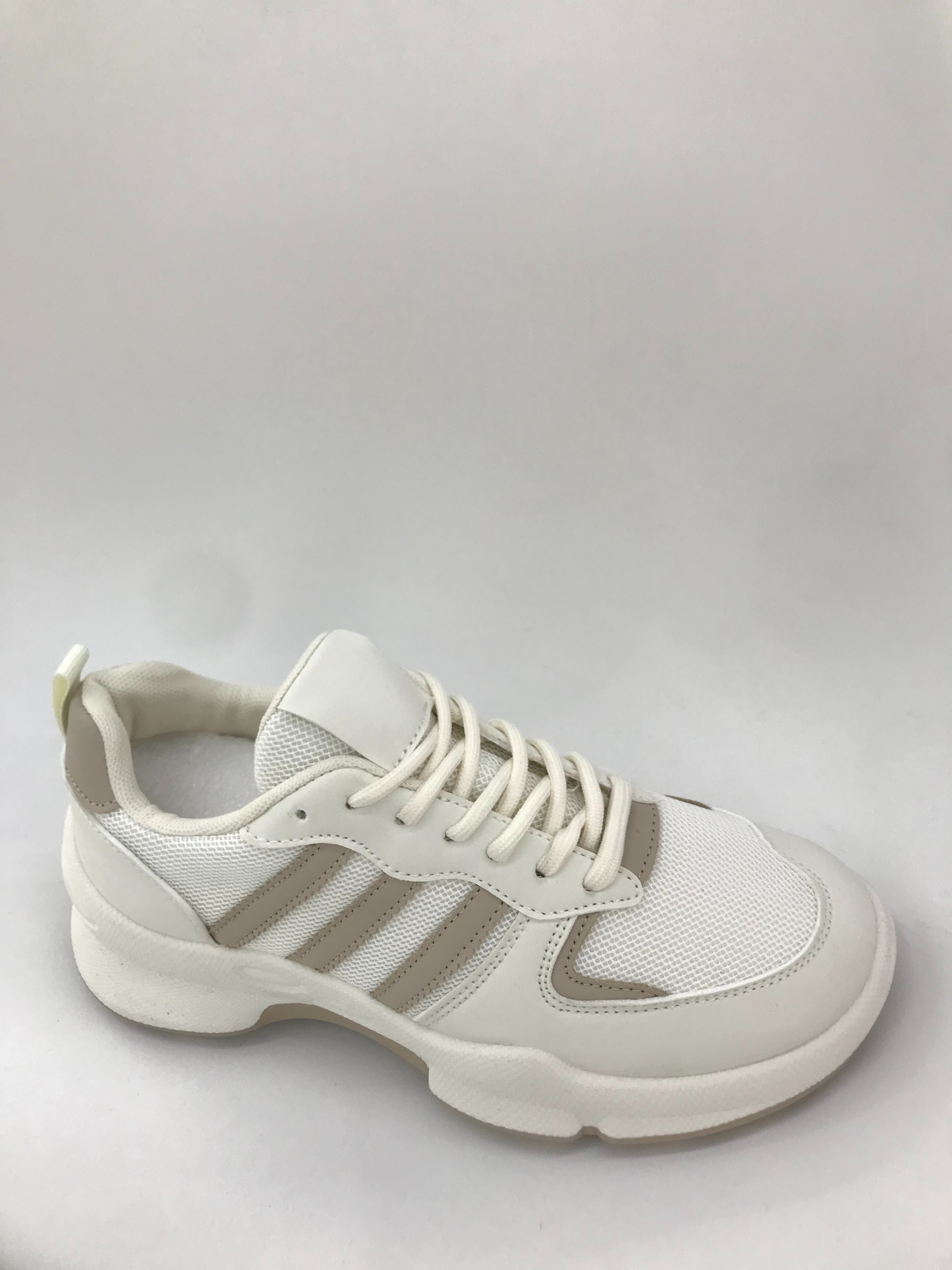 白色运动鞋女士夏季休闲鞋Shoes透气舒适轻便休闲运动鞋