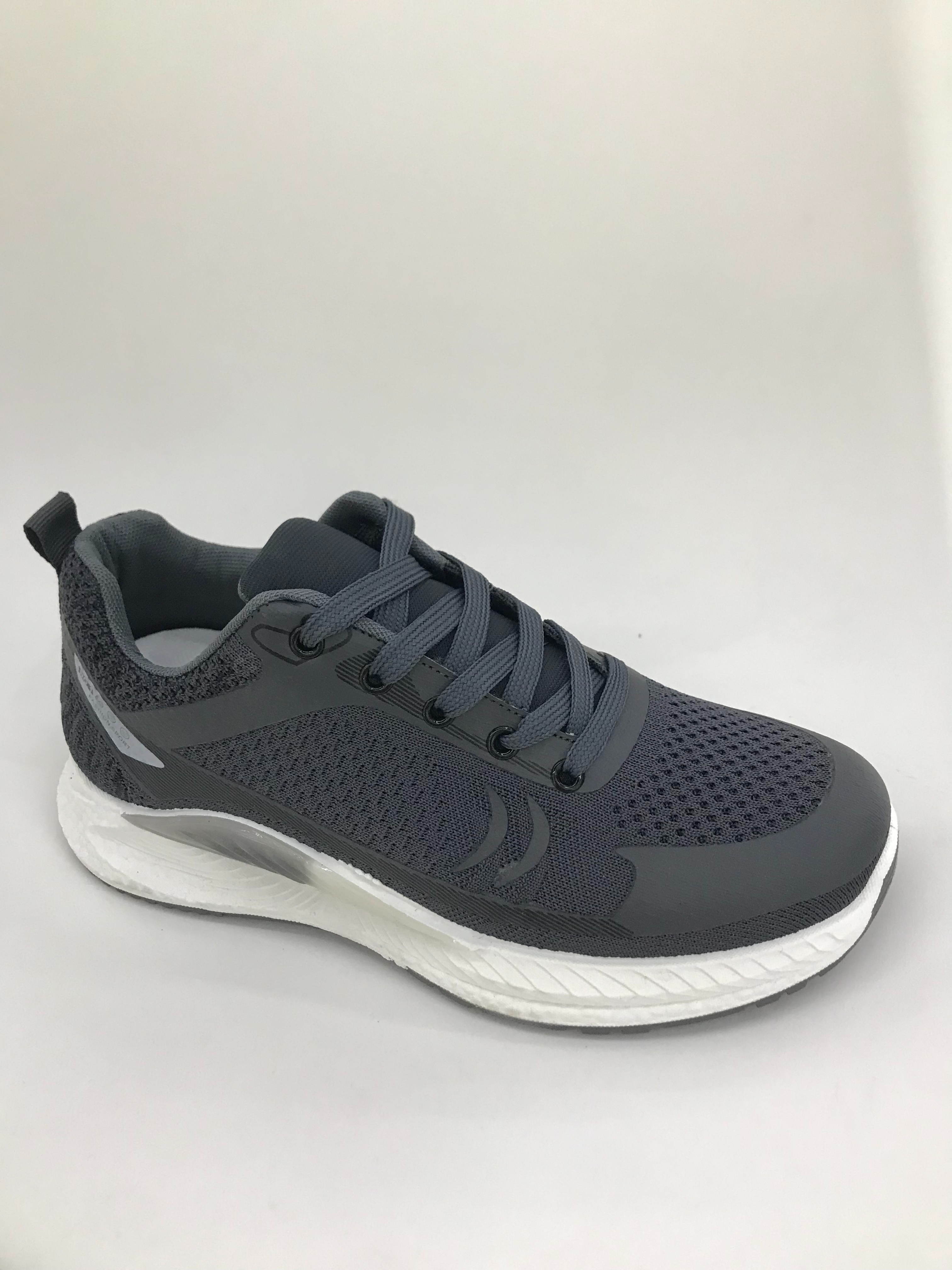 Fashionable men's casual shoes, summer breathable and comfortable sports shoes Item Picture