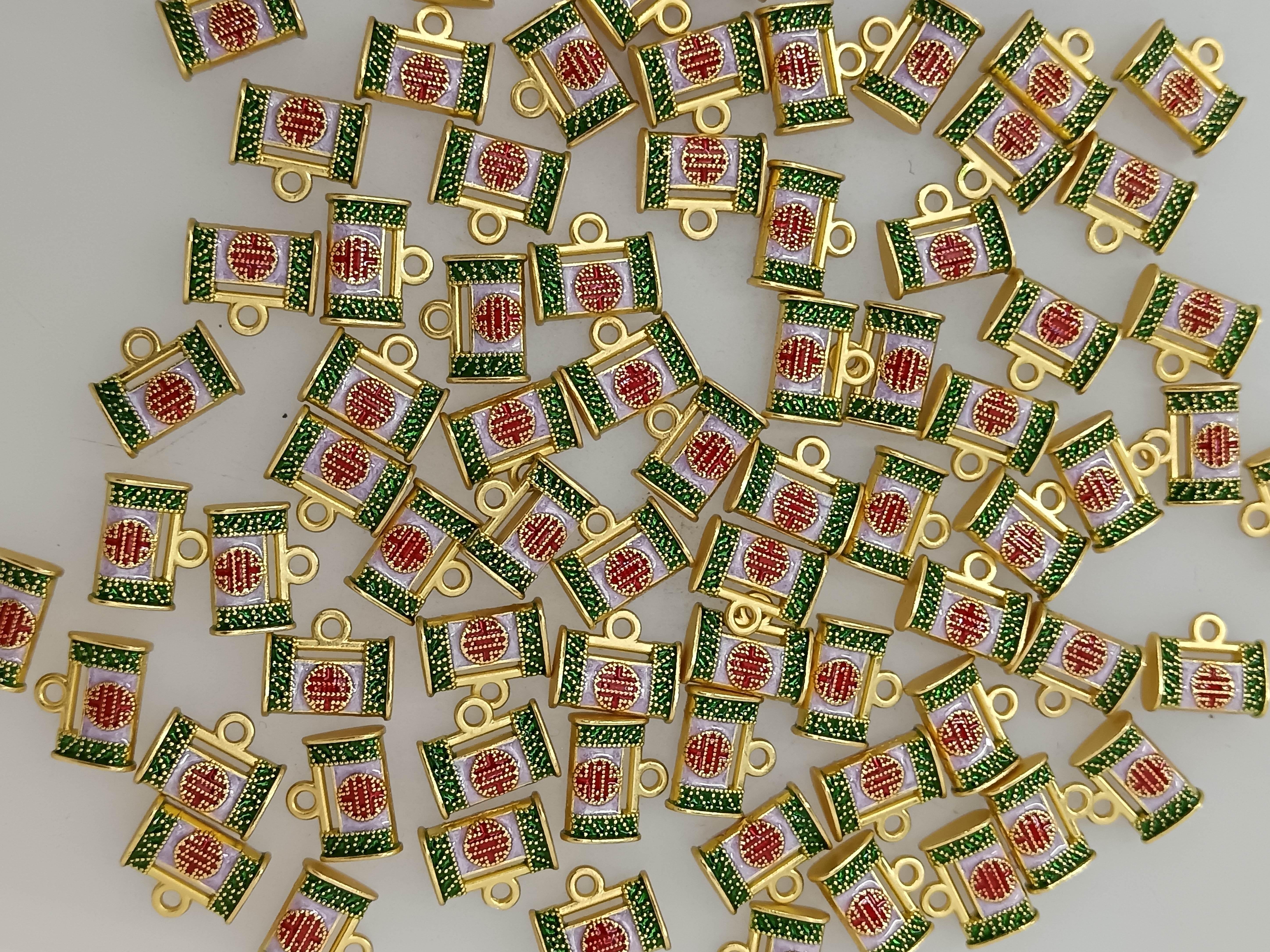 滴油/玉吊坠/不对称蝴蝶小配件/流苏/发圈细节图