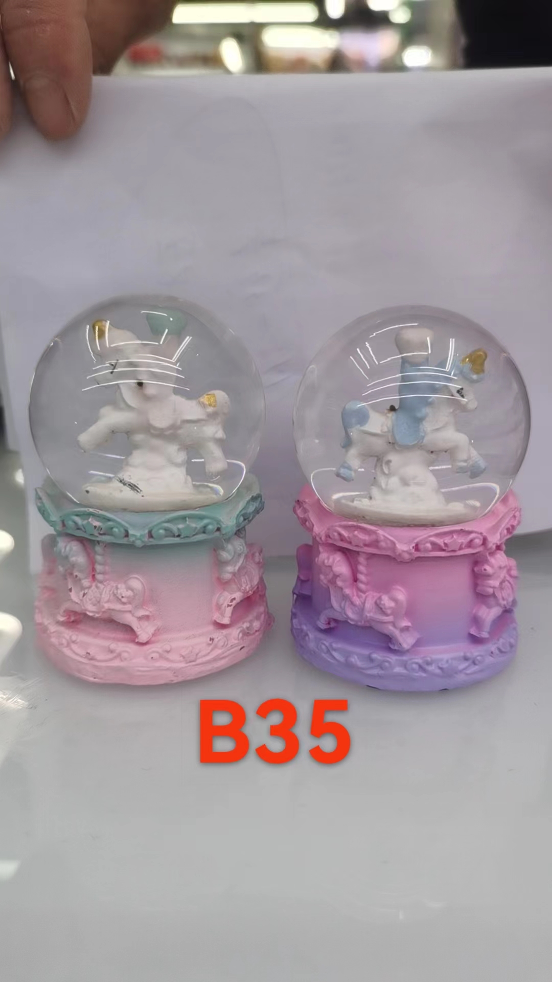 树脂水晶球带灯带音乐玻璃独角兽摆件 创意礼品 粉色动物混装 闺蜜儿童同学毕业送礼  生日礼物  毕业礼物