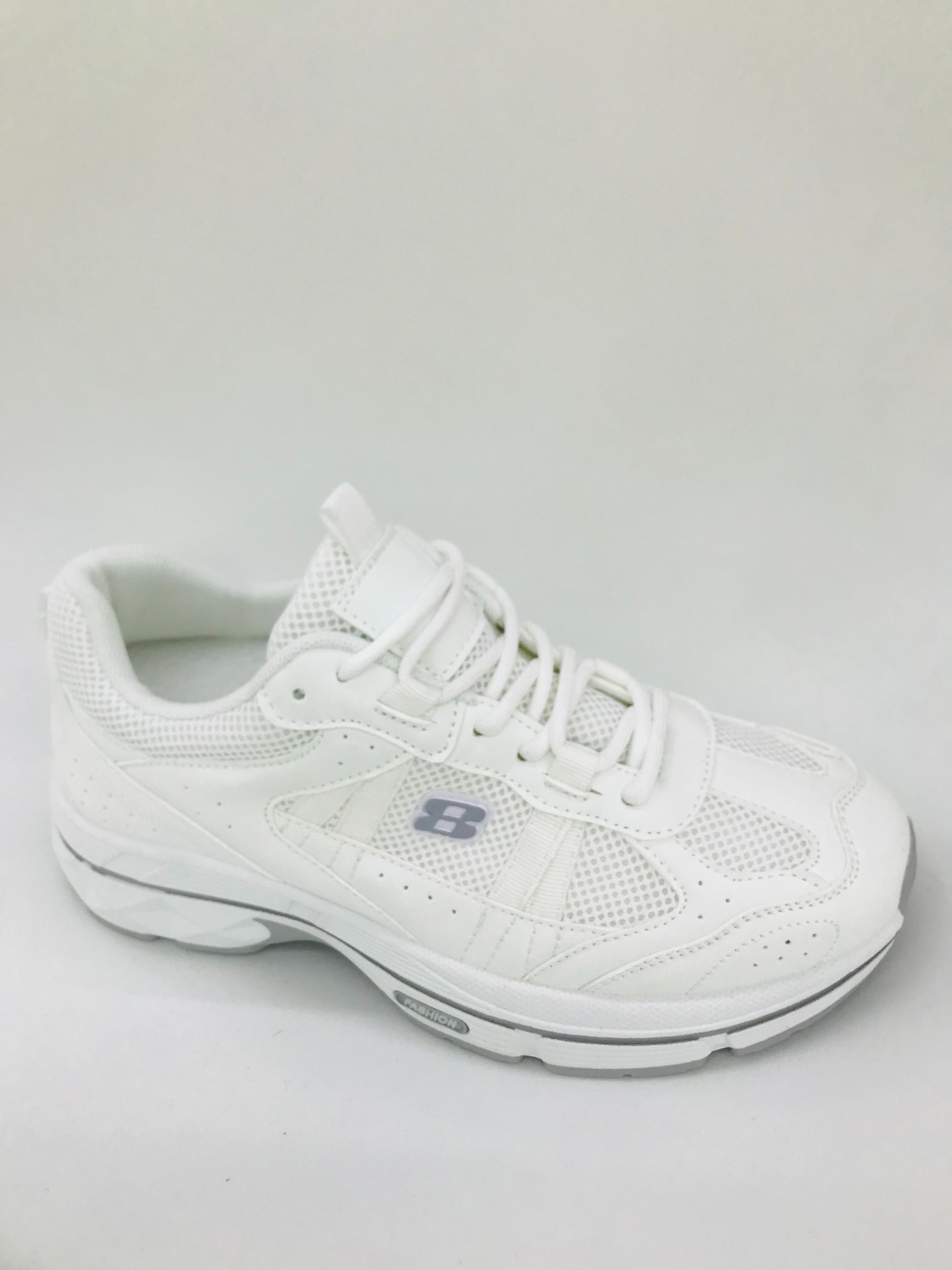 Women's trendy sports shoes are breathable, lightweight, comfortable, anti-slip and wear-resistant Item Picture