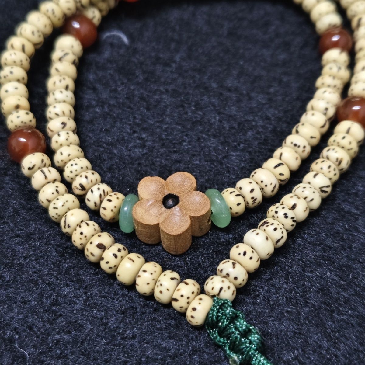 原生态黄3x5两圈，顺白脱籽星月菩提3x5两圈创新文玩女款详情图9