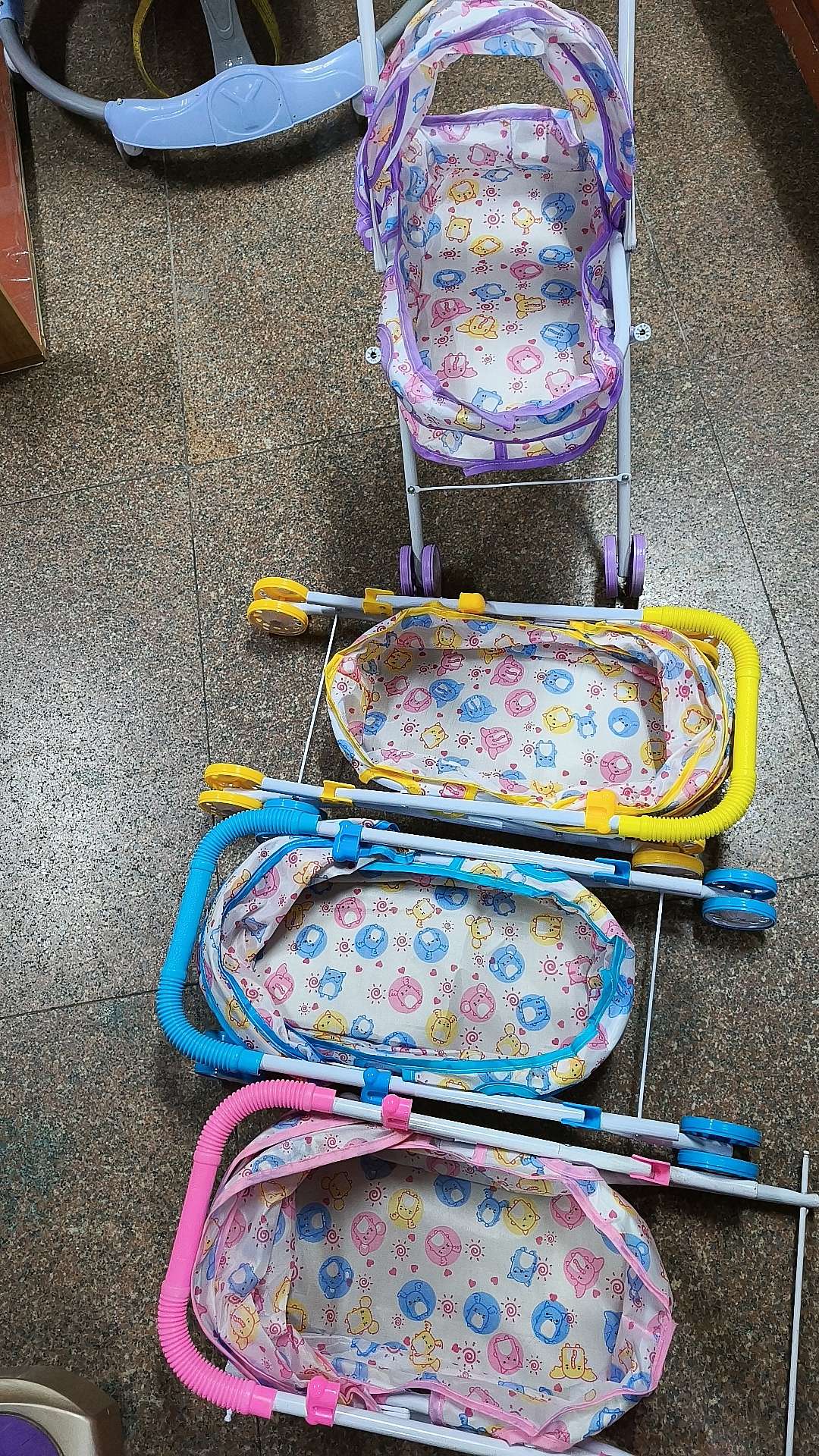 宝可梦卡片水机套圈圈宇航员平衡树3D浮雕贴消防车玩具宇航员平衡树