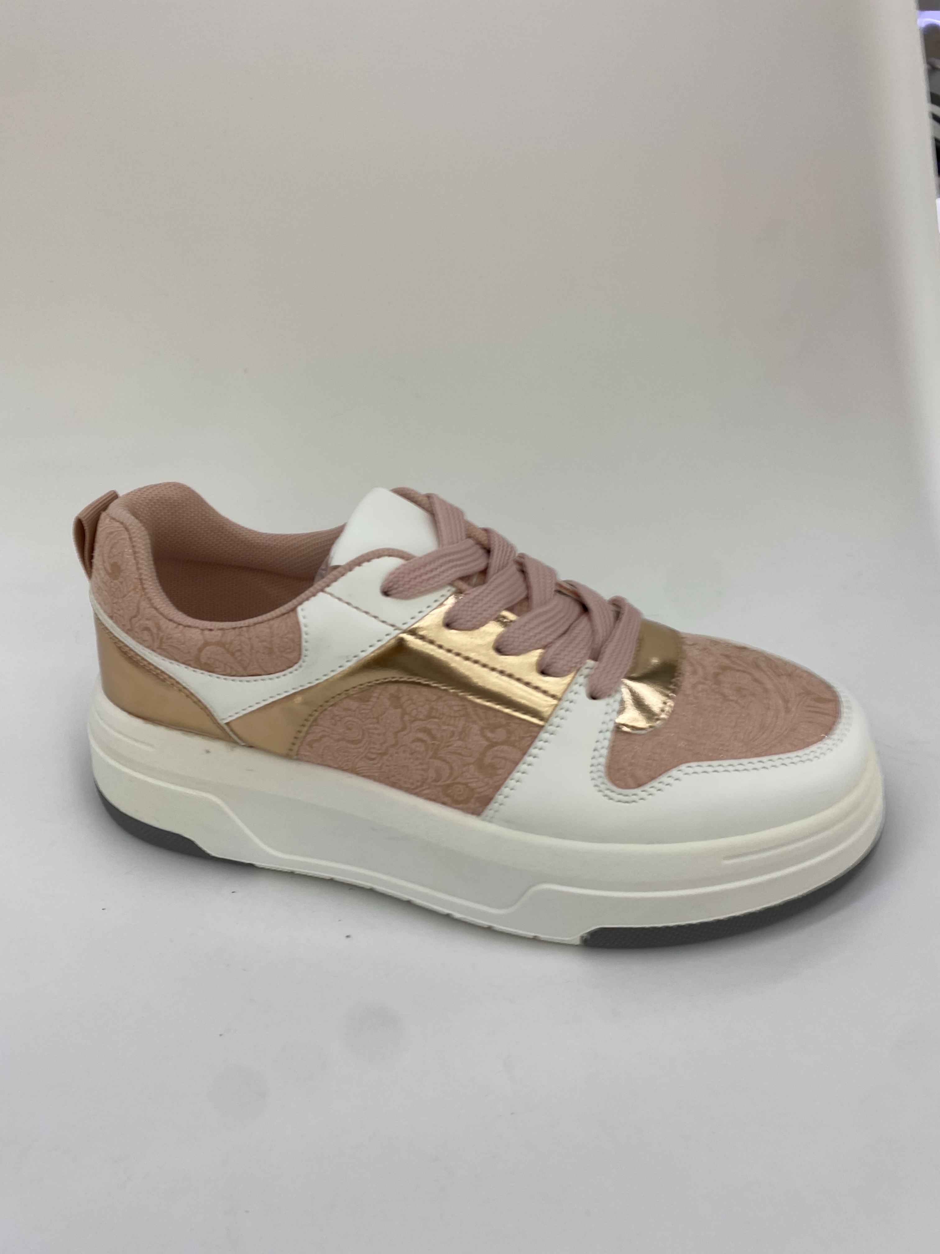 The new versatile women's sneakers and summer casual sports shoes are breathable and comfortable Specification drawing