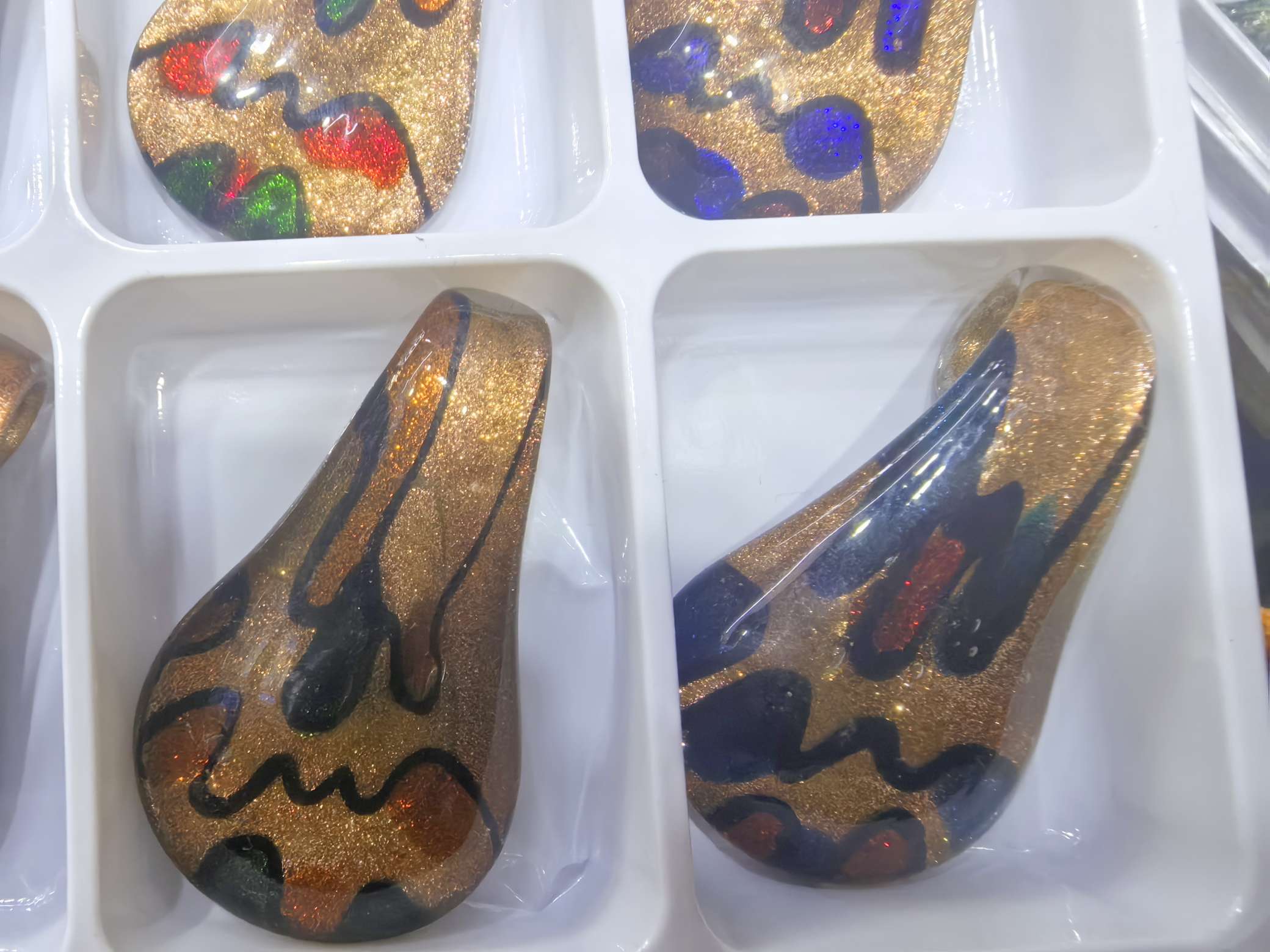 纯手工琉璃灯工琉璃金沙底旋花吊坠纯手工琉璃灯工琉璃金沙底旋花吊坠纯手工琉璃灯工琉璃金沙底旋花吊坠纯手工琉璃灯工琉璃金沙底