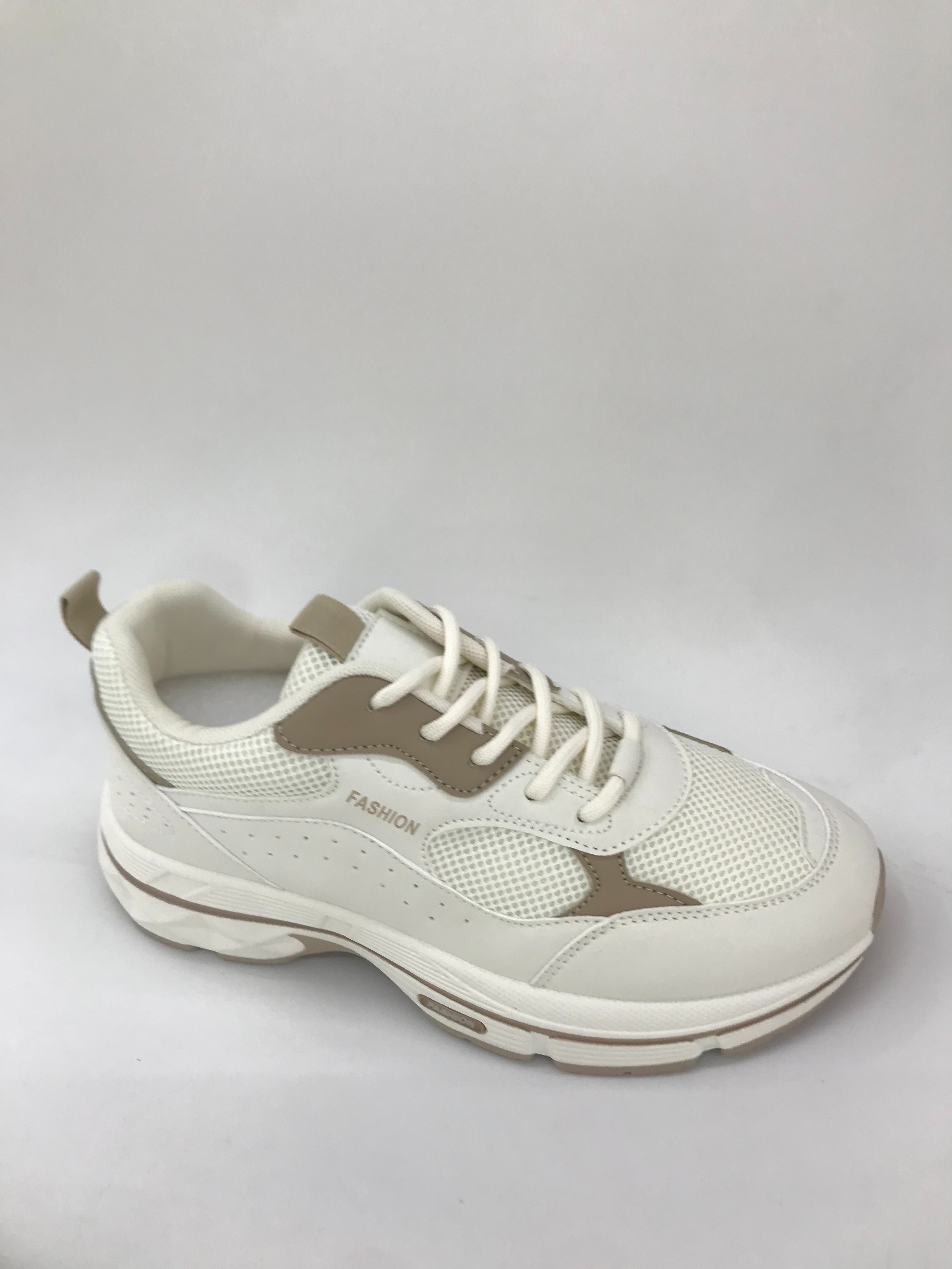 White sports shoes for women, casual and comfortable summer running shoes Specification drawing