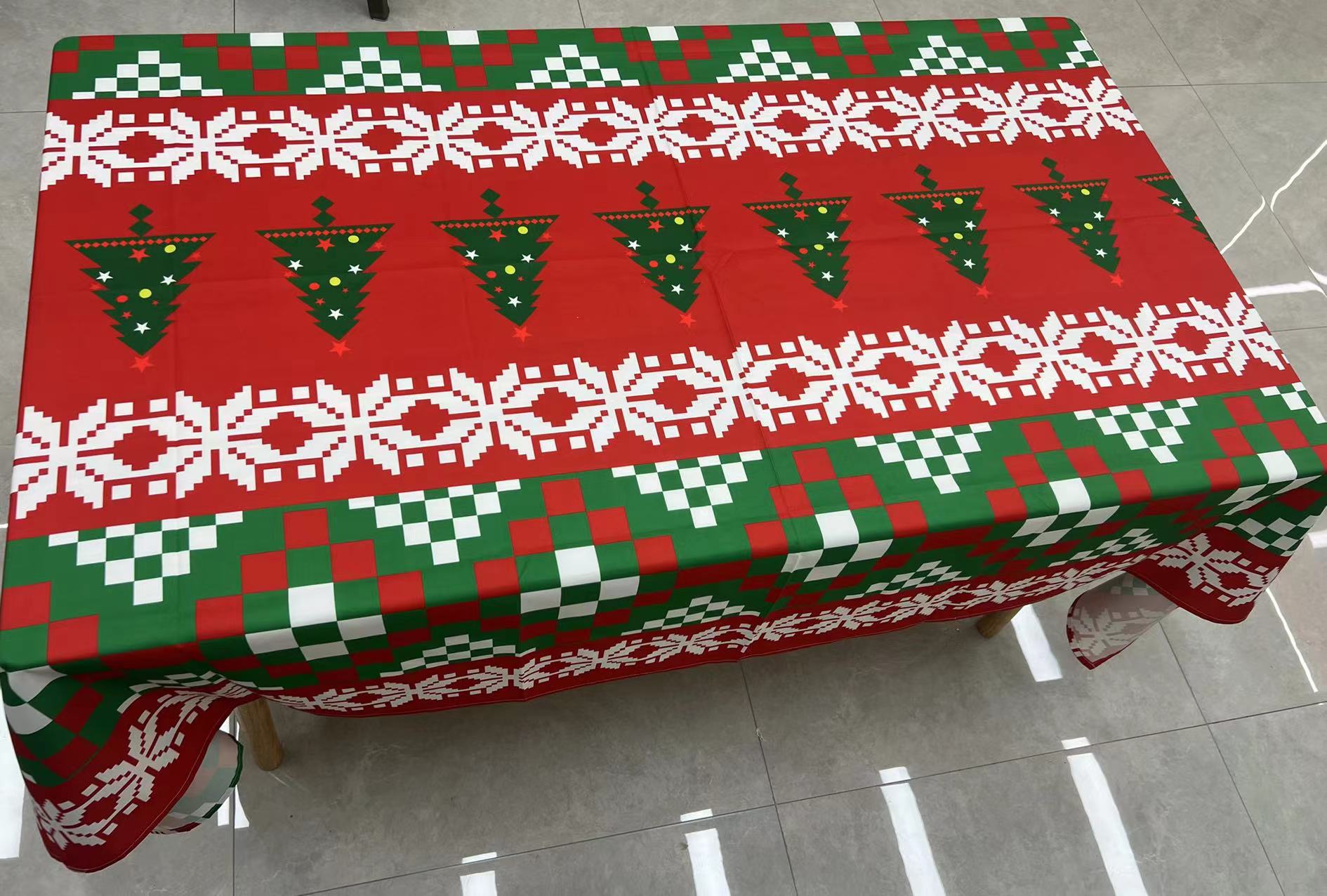Polyester embroidered tablecloth Christmas tree table flag Christmas tree table flag Specification image