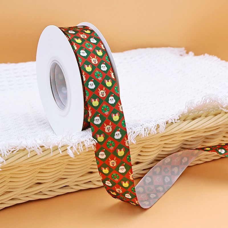 Christmas cake decorative ribbons, flower packing straps, gift packaging box straps, Christmas Eve gift diy straps Application Scenario