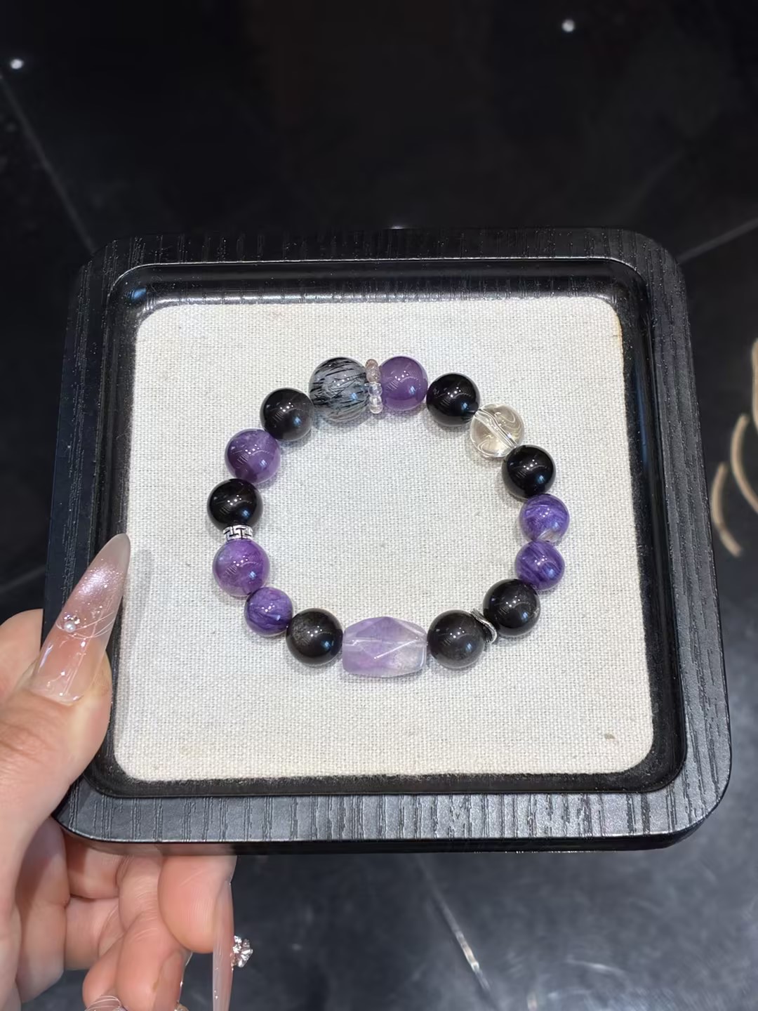 Amethyst obsidian bracelet details Picture
