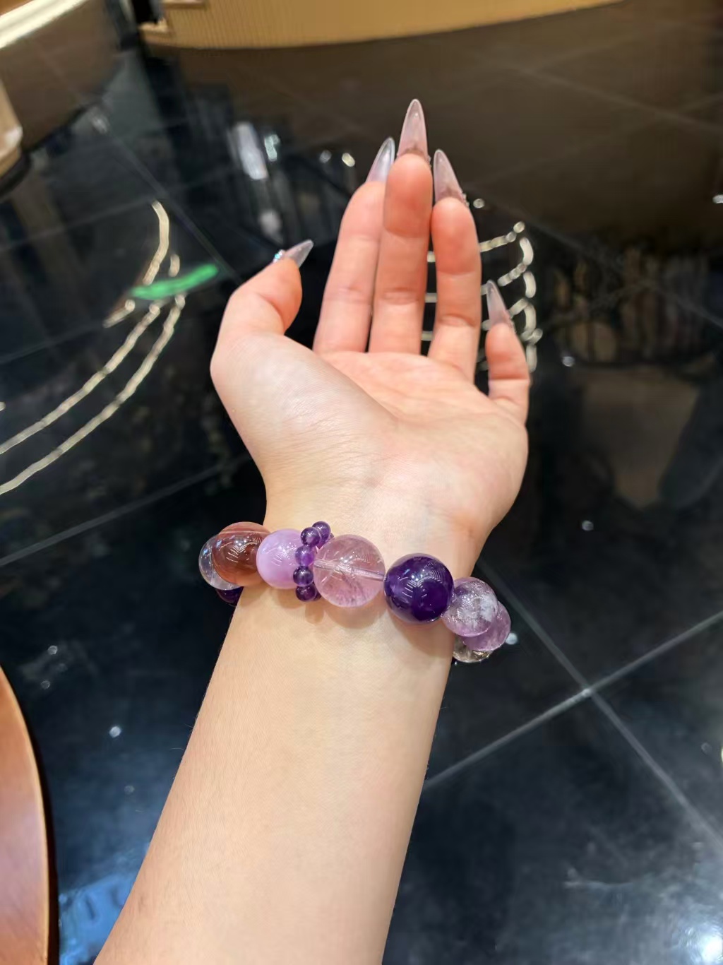 Amethyst orange moonlight purple bracelet Application Scenario