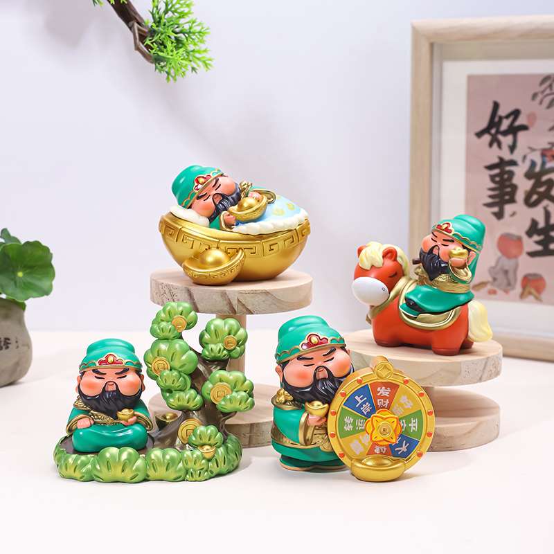 Guan Er Ye's care for wealth, cute little Guan Gong resin ornaments, West Road Wealth God, Martial Wealth God desktop decorations, workstation ornaments, living room entrance hall, bedroom handicrafts, car ornaments details Picture