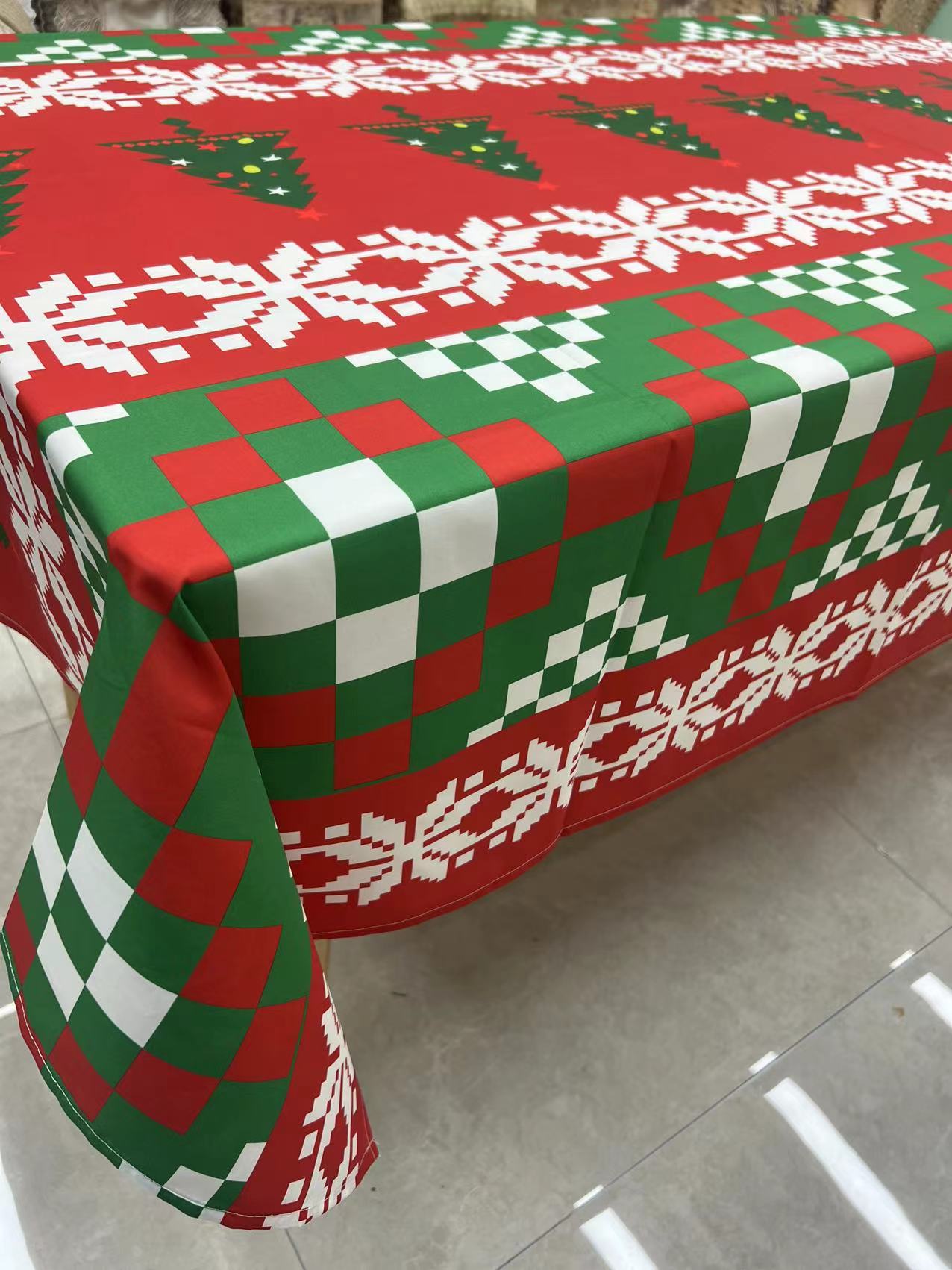 Polyester embroidered tablecloth Christmas tree table flag Christmas tree table flag Application Scenario