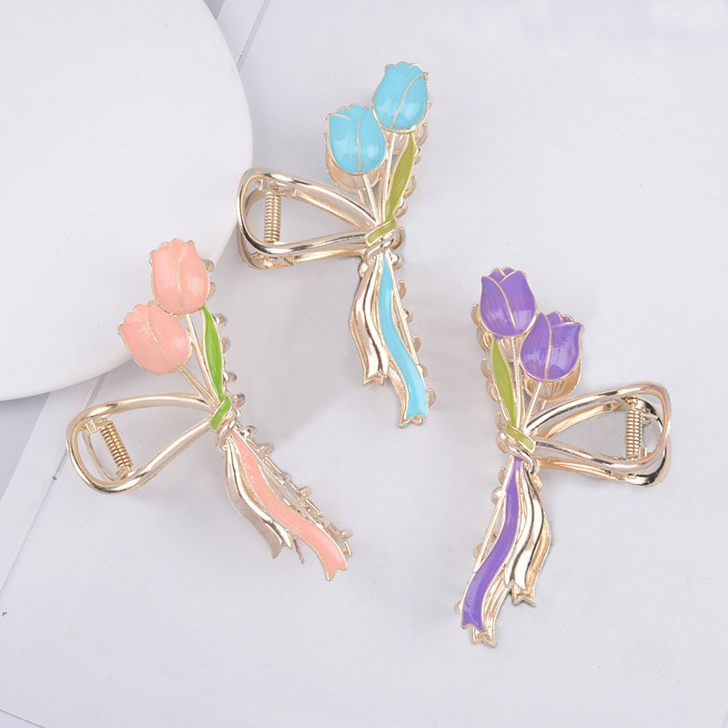 Super ethereal tulip metal flower grab clip, elegant and versatile for girls, shark clip, forest-style back hair bun, hair accessory, wedding hair accessory