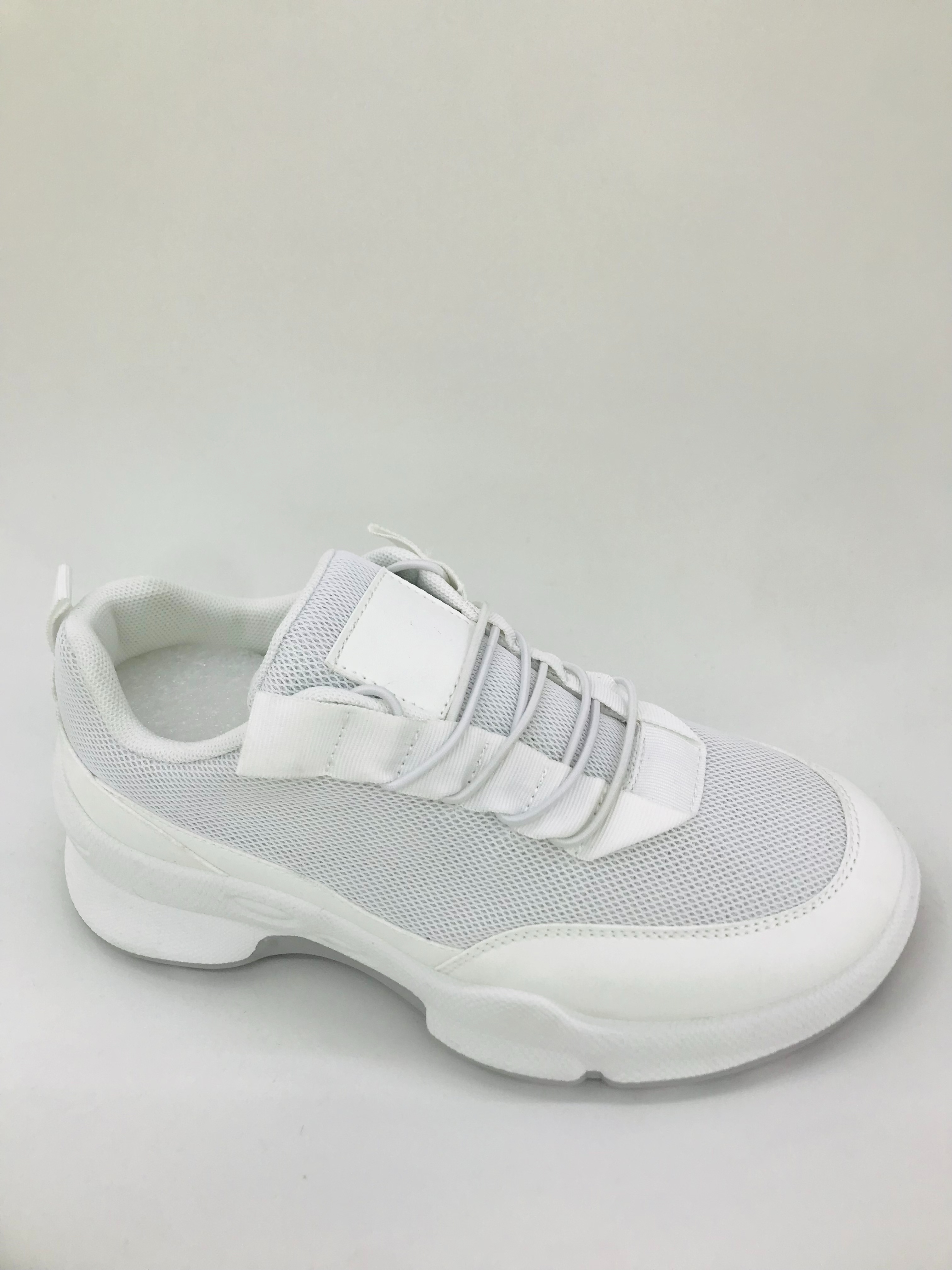 White sports Shoes, women's summer casual shoes, trendy style full figure