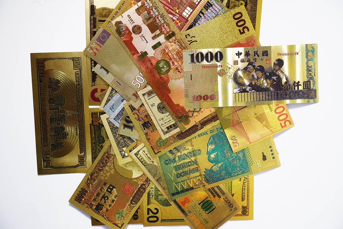 蜜蜂风车/关节龙/找手工活/灯光画/小摆件产品图