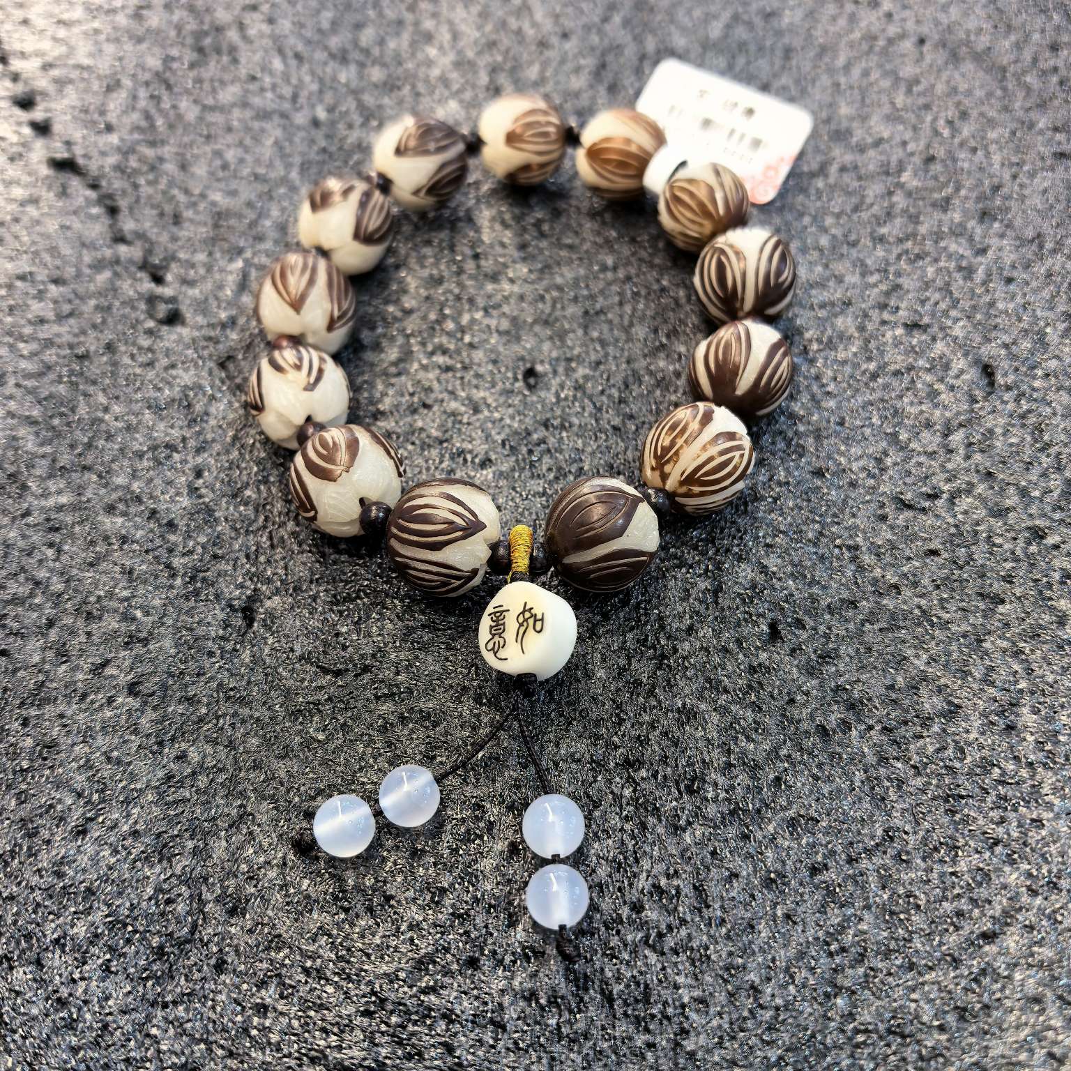 木质工艺品礼品菩提手串木制品原创设计款菩提木制品木制品产品图