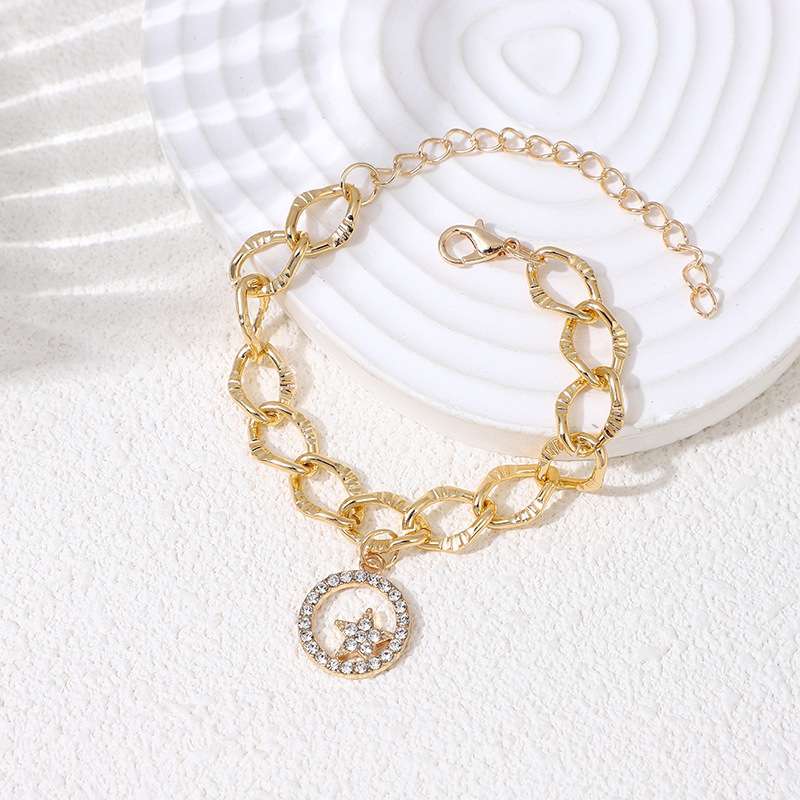 Cross-border bestseller Cuban chain bracelet, simple and fashionable accessory, five-pointed star full diamond bracelet