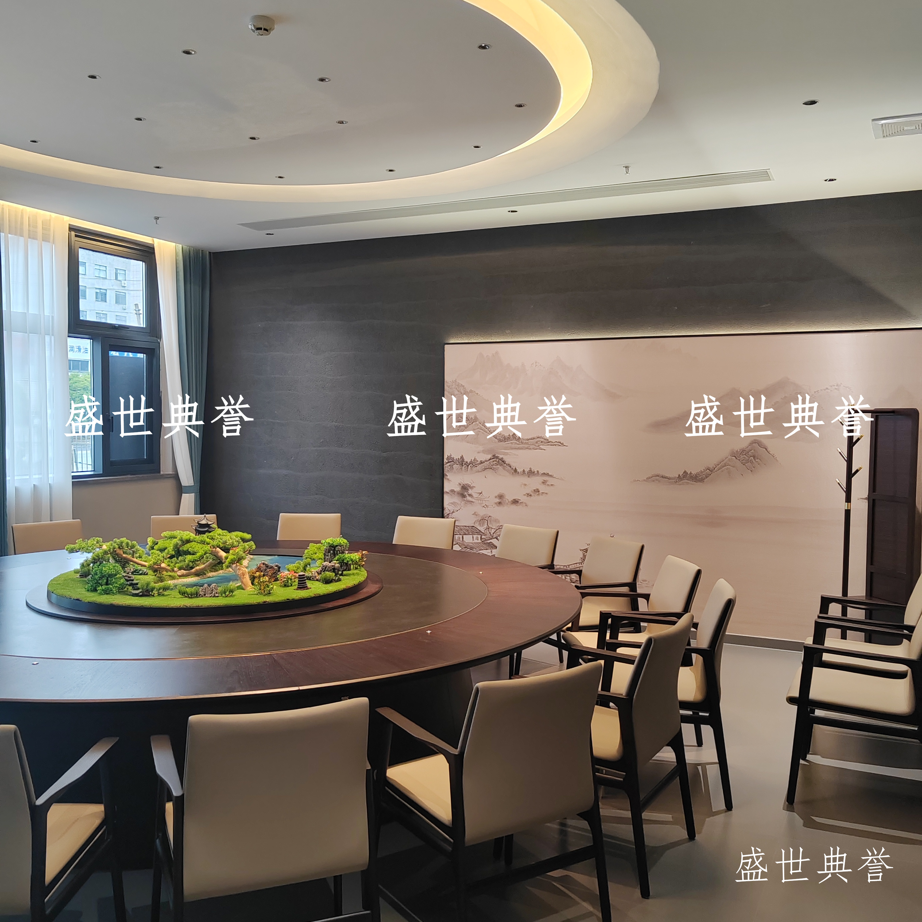 荆门国际宴会中心实木电动餐桌椅酒店包厢实木椅饭店商务接待餐椅