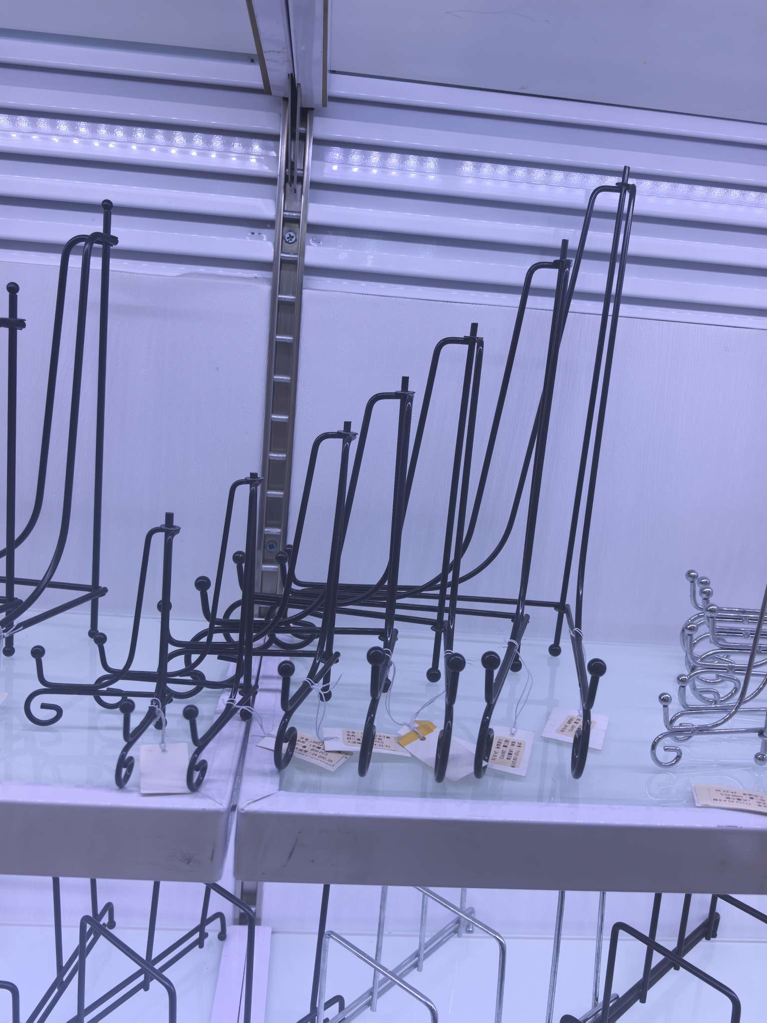 支架底座铁艺实心欧式展示样品圆形盘子支架磁盘支架cd钟表支架可折叠三角架铁艺支架 欧式简约金属摆件支架 茶饼相框盘子展示详情图2
