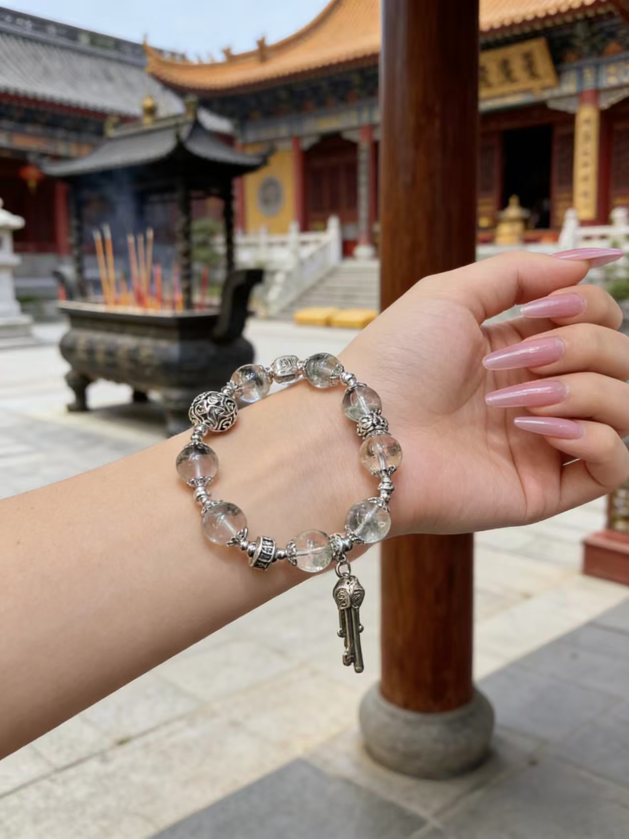 Green Ghost bracelet Item Picture