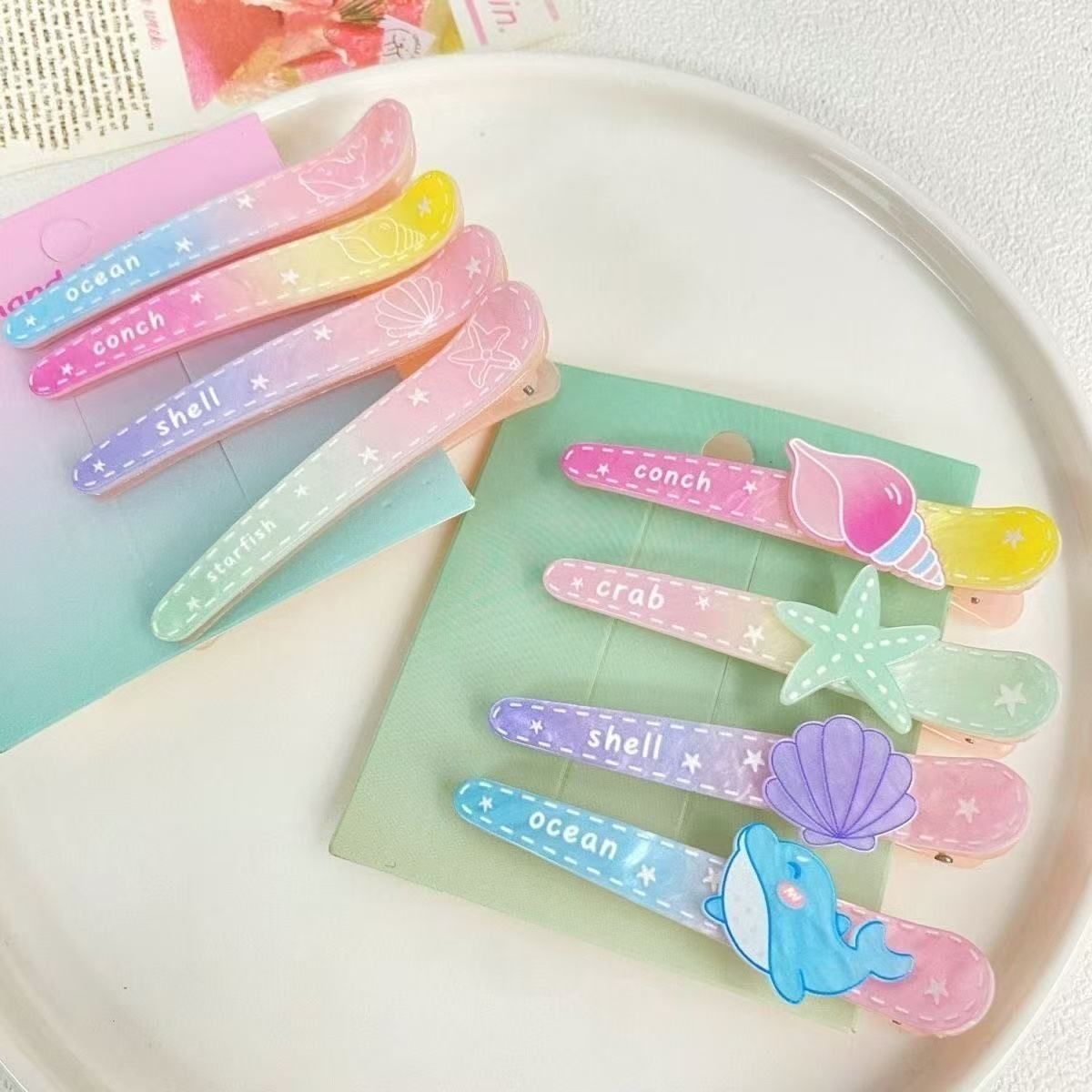 Dreamy gradient Ocean series hair clips, niche girlish makeup clips, bangs clips, small gifts for best friends on Qixi Festival, acrylic children's hair clips, grabbers, hair clips, cute and interesting side clips, trendy and fashionable hair clips for kids Item Picture