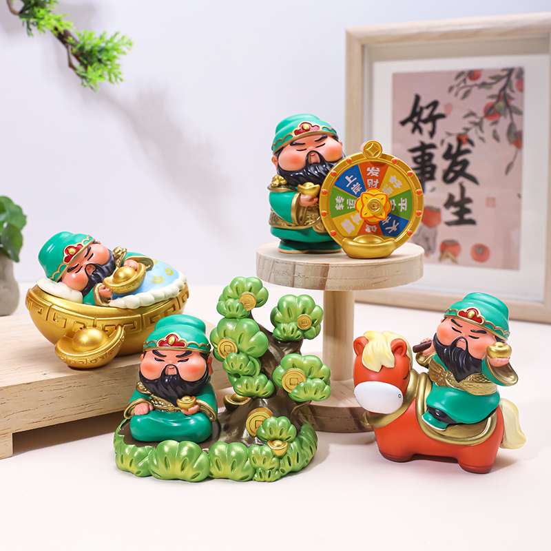 Guan Er Ye's care for wealth, cute little Guan Gong resin ornaments, West Road Wealth God, Martial Wealth God desktop decorations, workstation ornaments, living room entrance hall, bedroom handicrafts, car ornaments Specification image