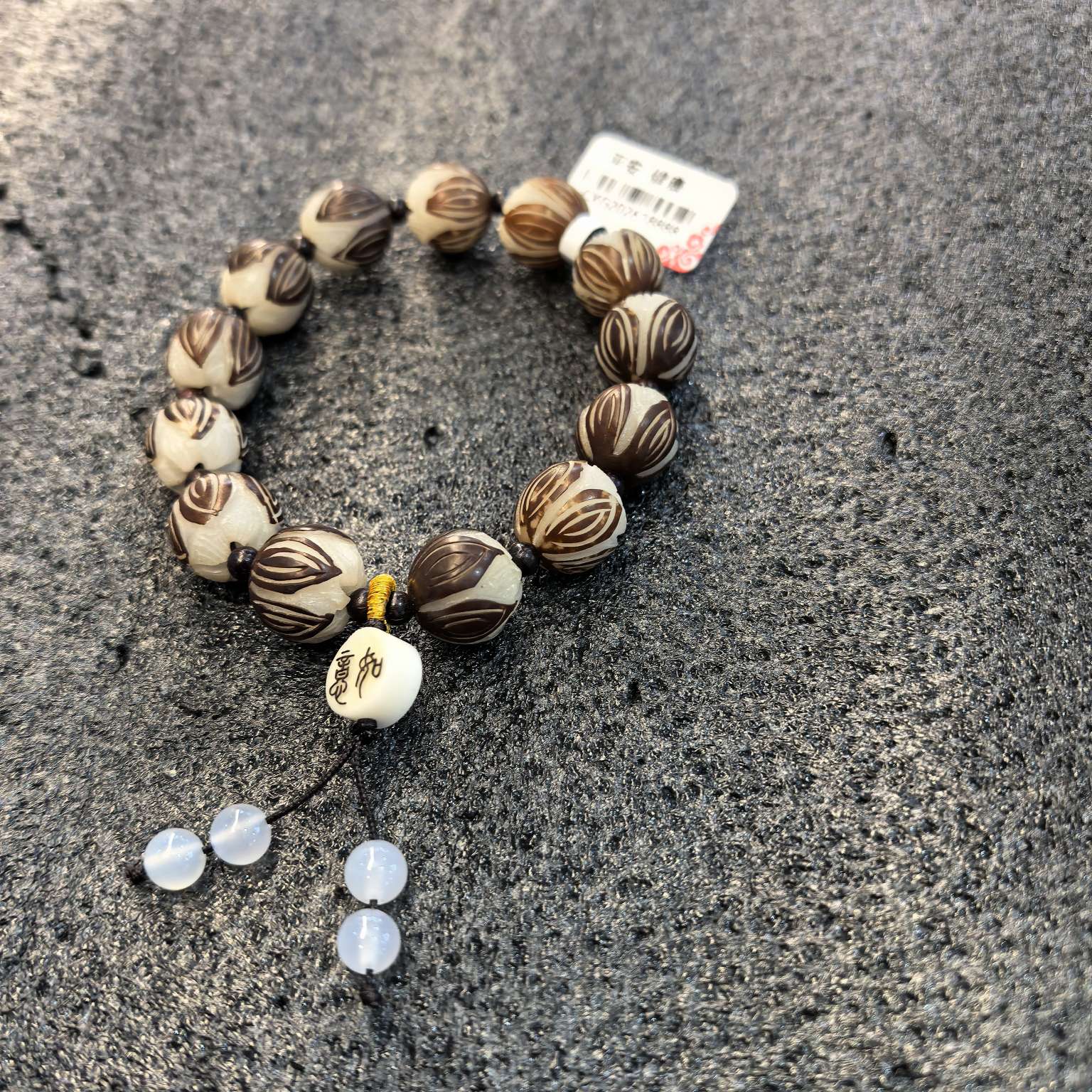 木质工艺品礼品菩提手串木制品原创设计款菩提木制品木制品白底实物图