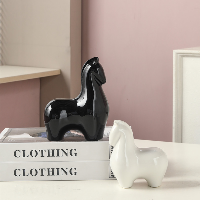 极简风陶瓷马摆件酒店民宿客厅装陶瓷装饰工艺品摆件