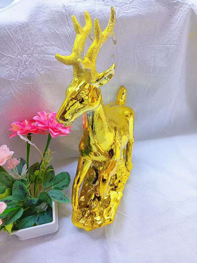 Light luxury style golden deer animal ornaments, wealth-attracting golden deer art ornaments, living room fantasy wealth-attracting deer handicraft ornaments Specification image