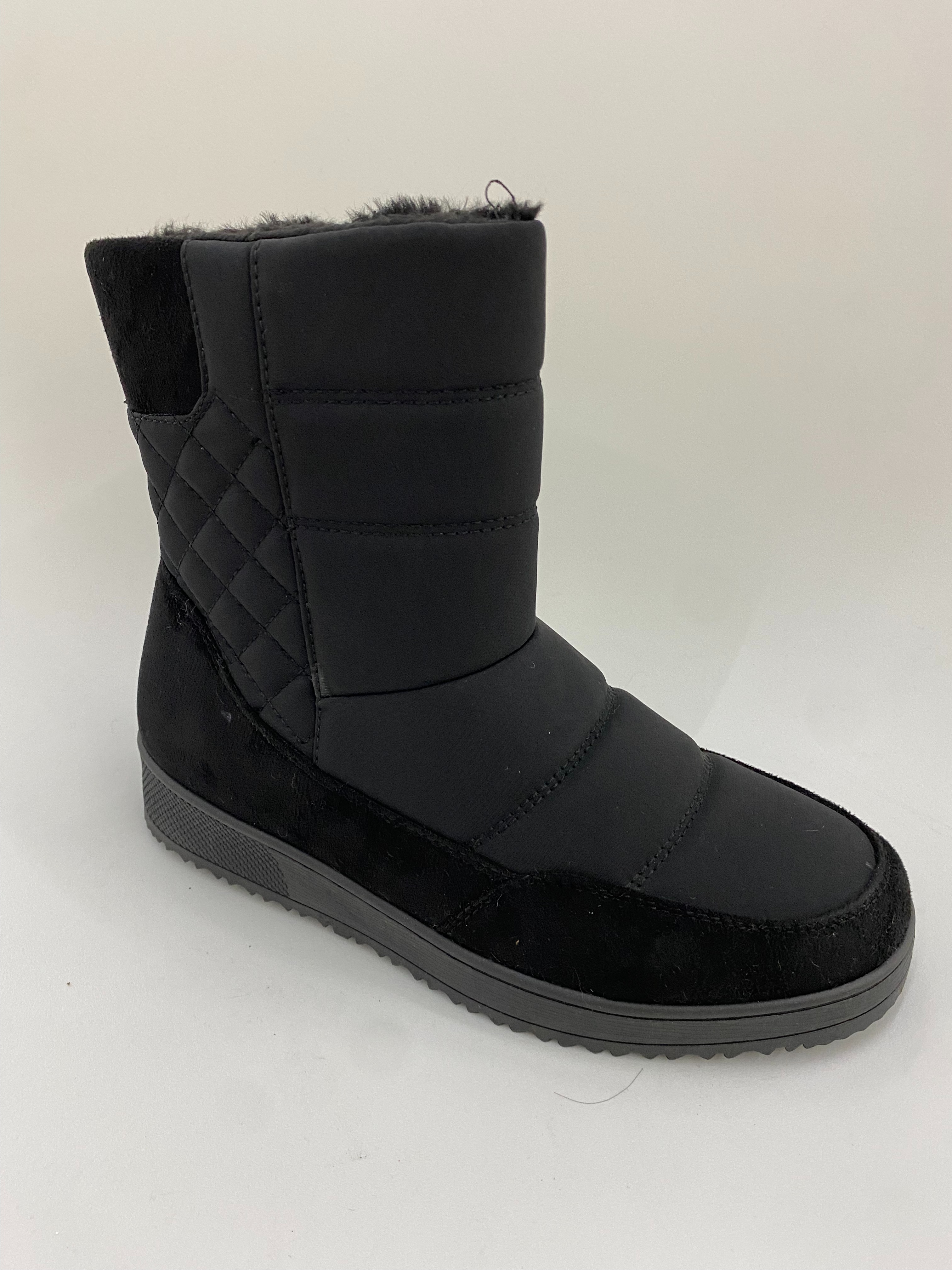 Black elderly women's warm boots, thickened, anti-slip and fleece, versatile for winter full figure